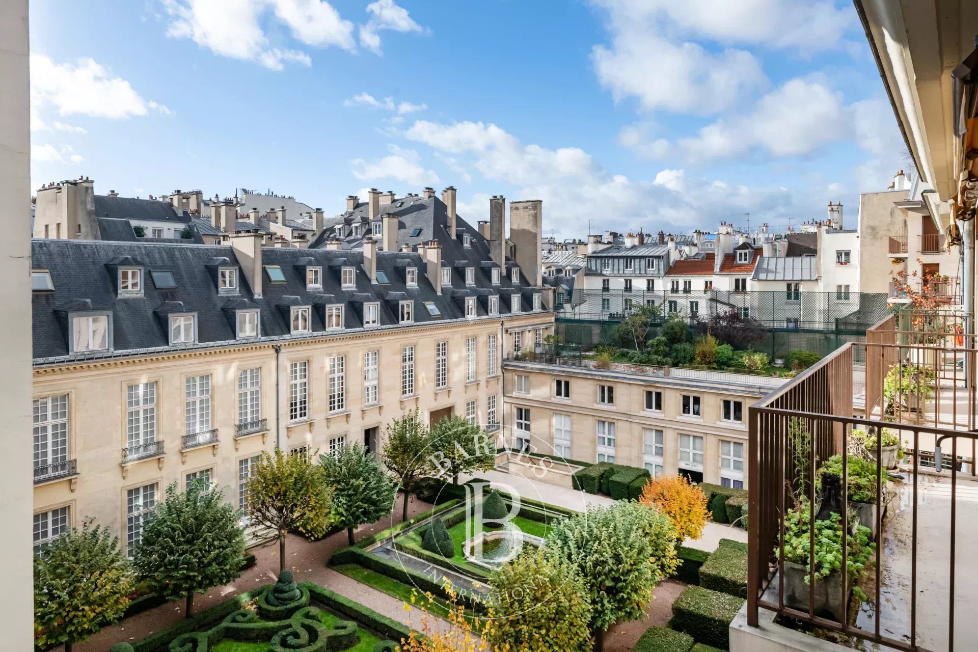 Daire Paris 3ème - picture 16