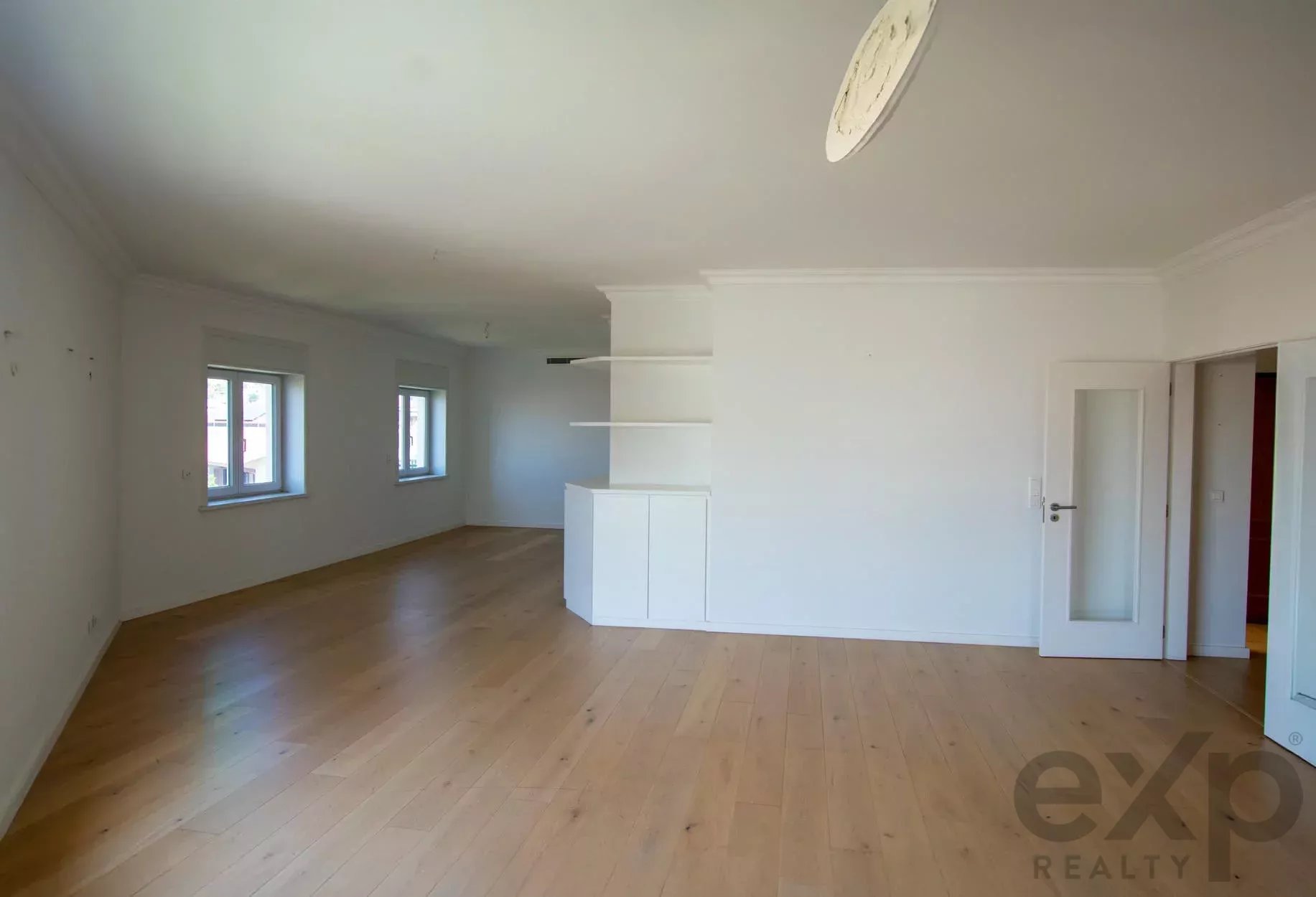 Penthouse Luxury with Sea & Harbour Views in Prime Estoril 85996079 image 21