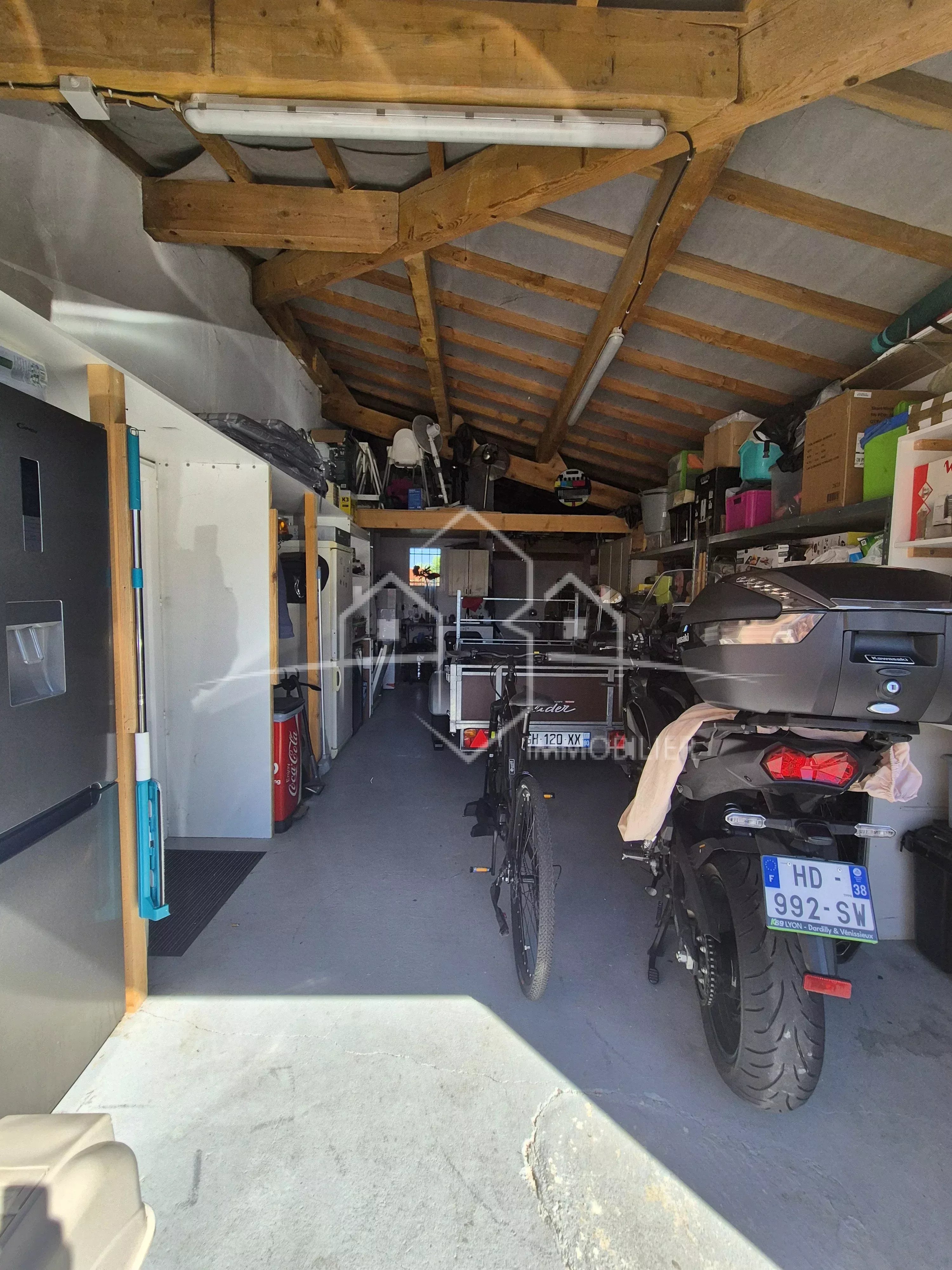 Maison familiale de 120 m² avec piscine à Saint-Maurice-l'Exil