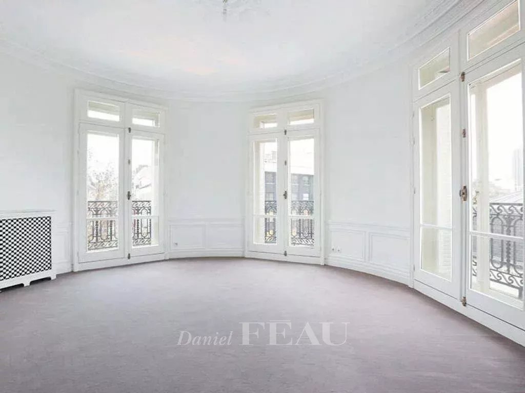 Rental Apartment Paris 17th