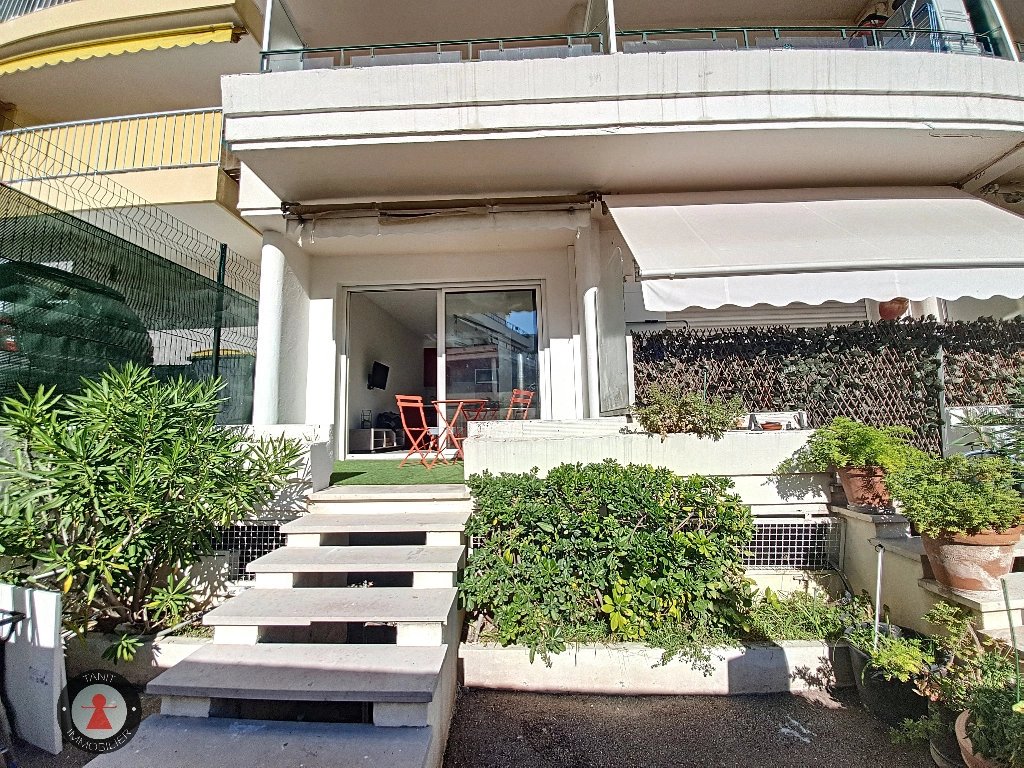 LOCATION ETUDIANTE STUDIO meublé 26m² Refait à neuf pour étudiant - Photo 2