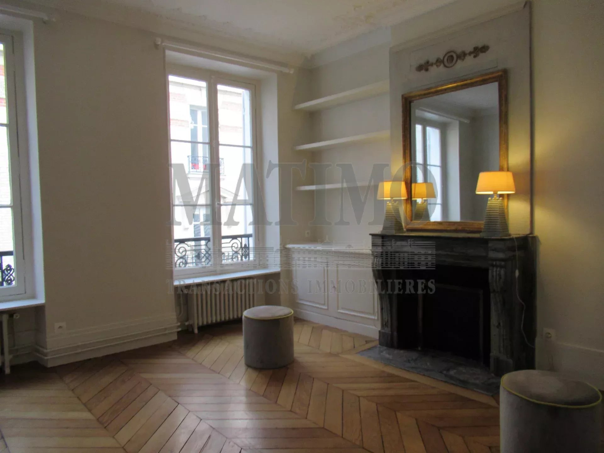 PARIS XVIÈME - PROCHE RUE PASSY