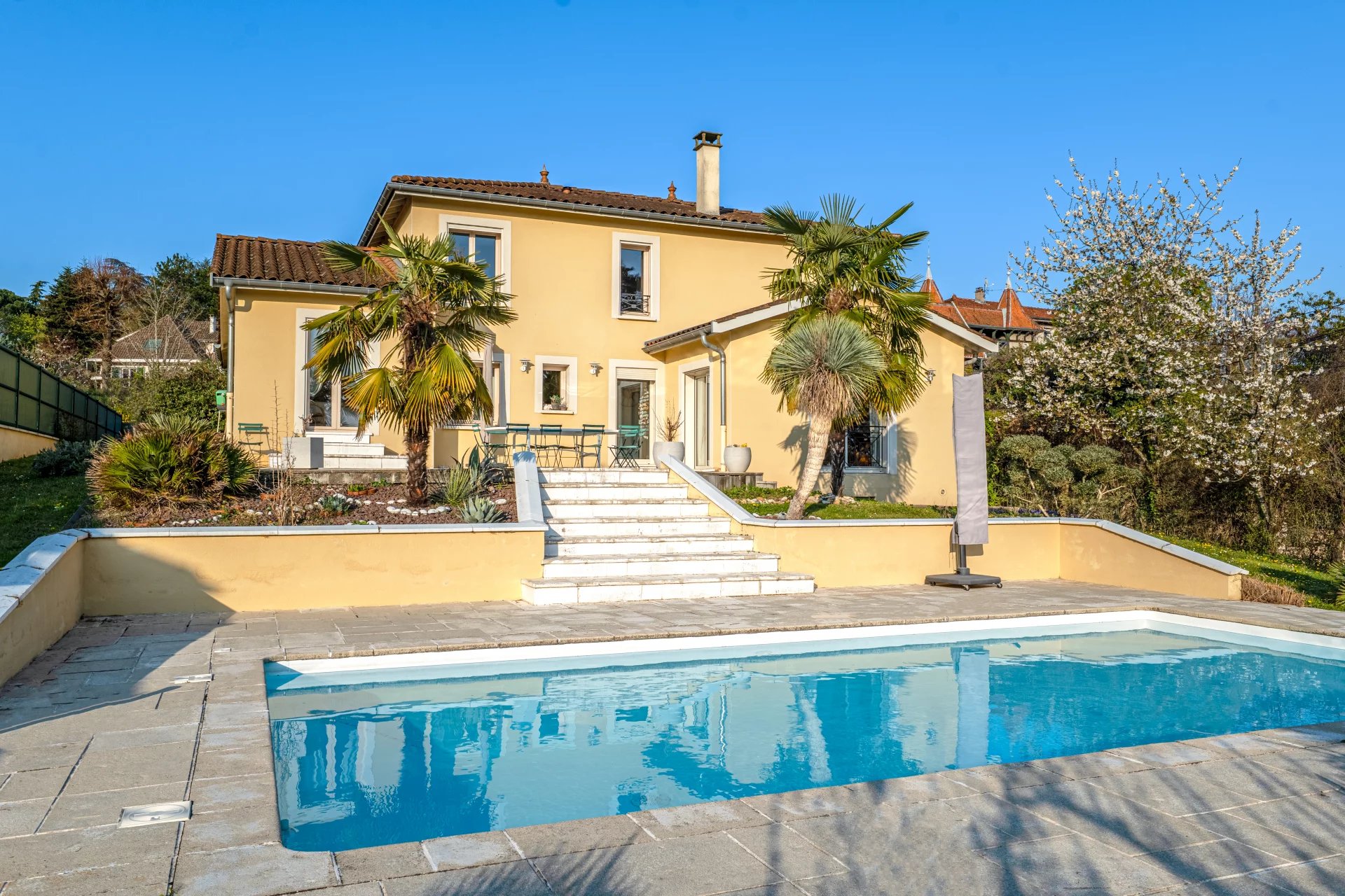 Maison 5 chambres Dardilly le bas