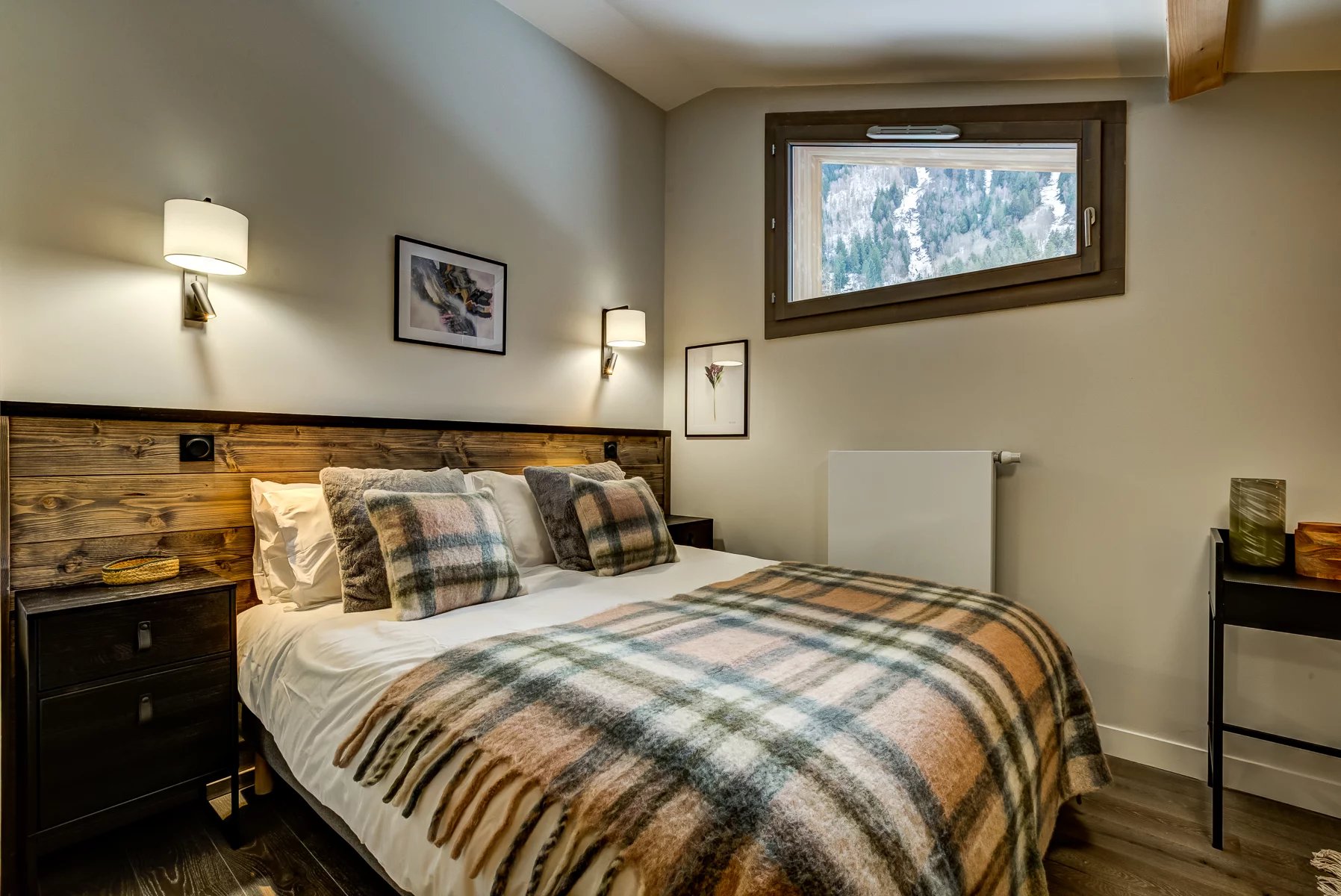 Photo of CHAMONIX – recently built 4-bedroom duplex penthouse near the centre