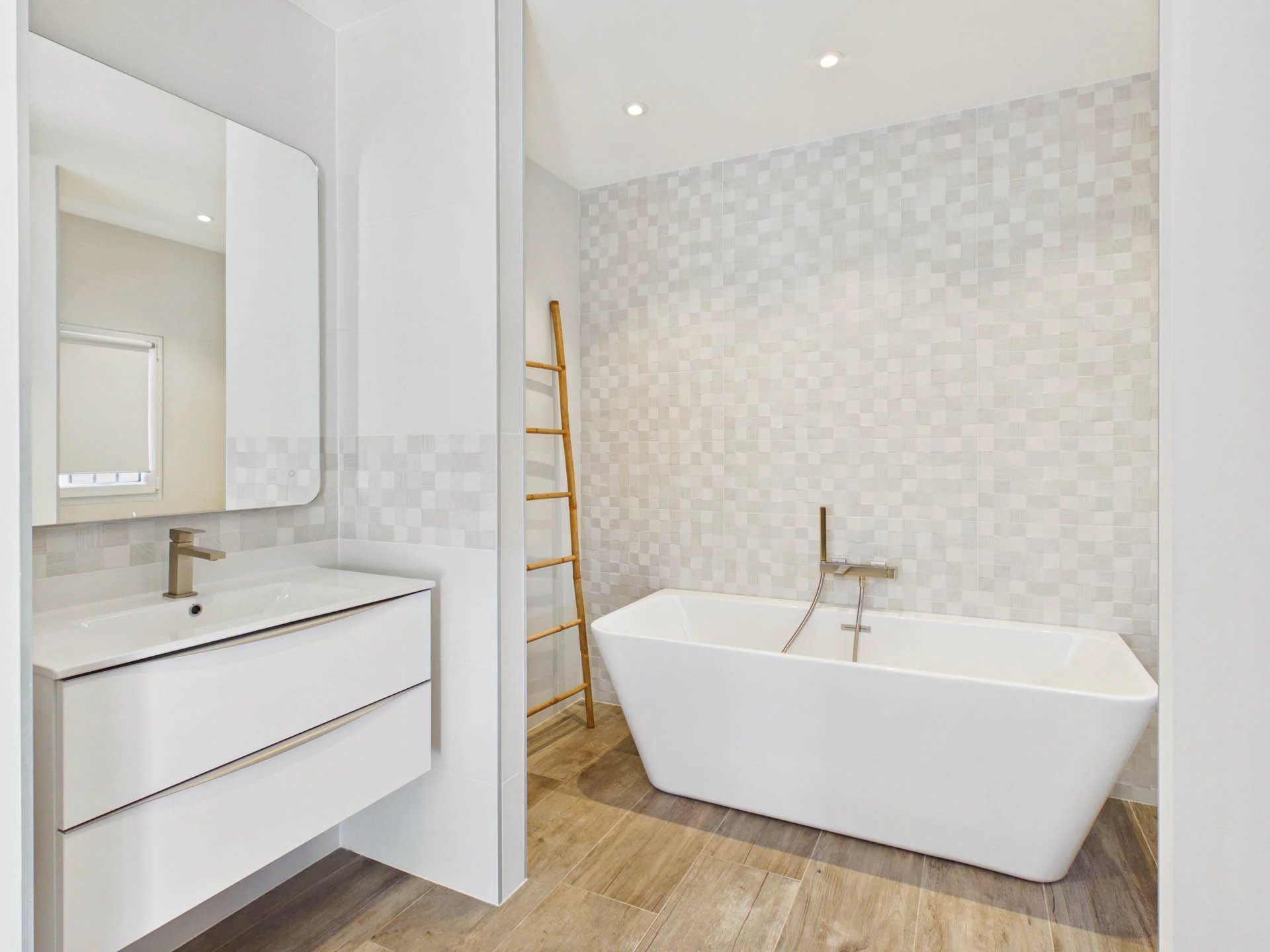 Modern villa with swimming pool - Seillans