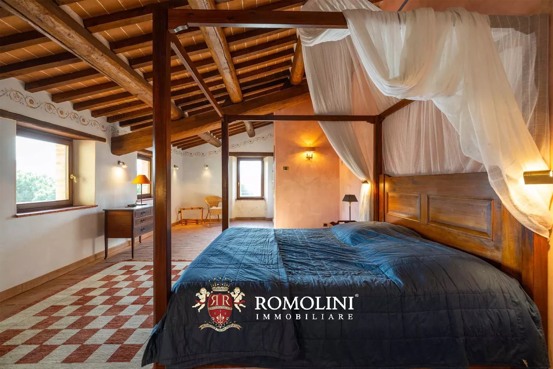 10 Bedroom Villa/Townhouse's Image 148