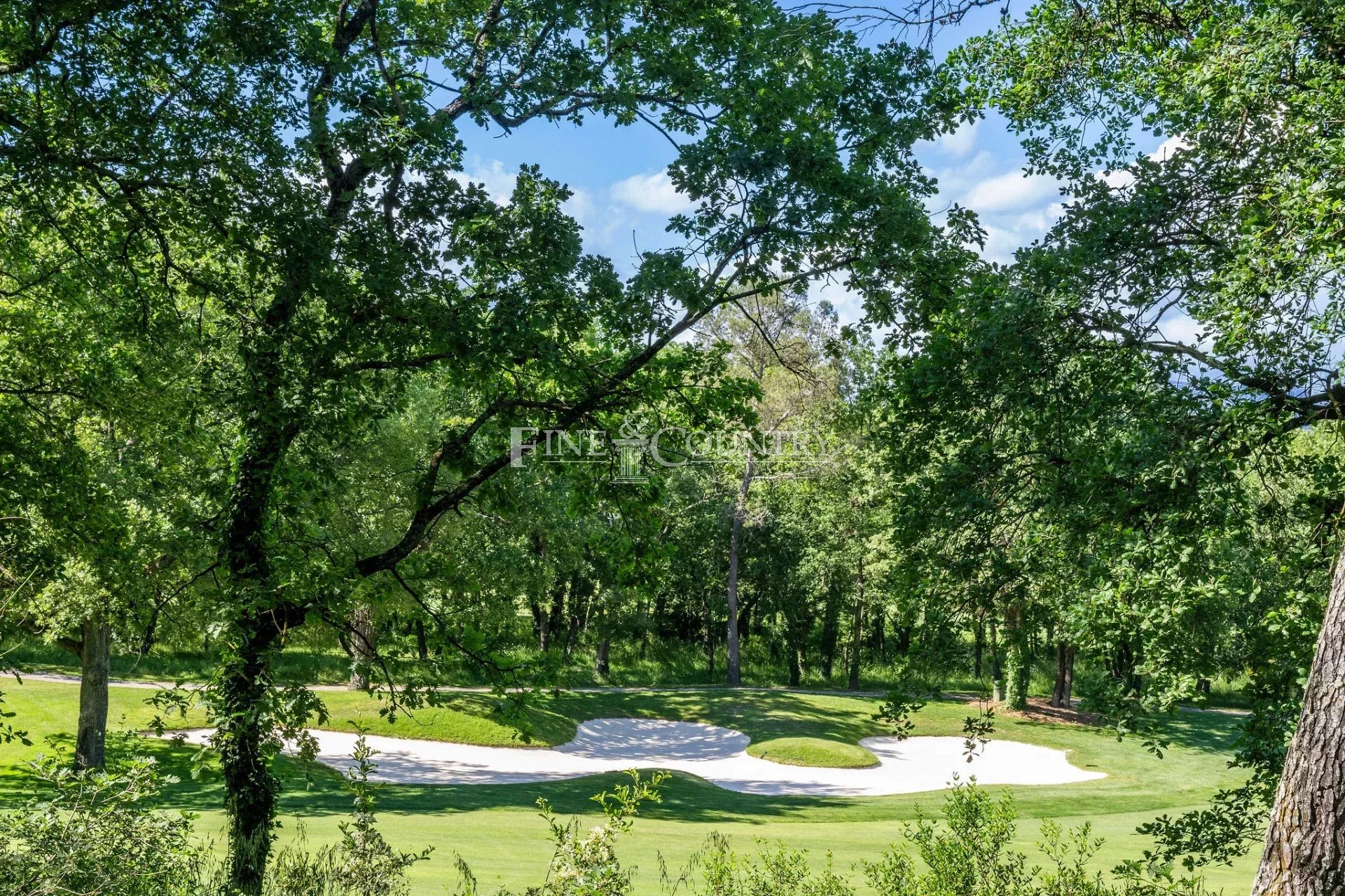 Photo of Villa for sale in Tourrettes