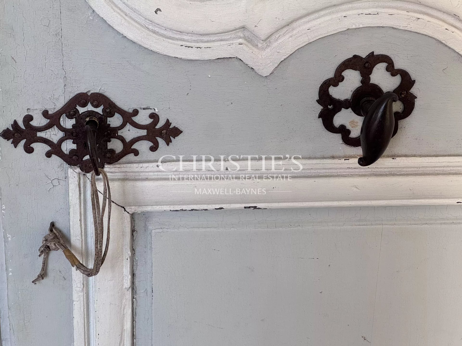 9 Bedroom Chateau's Image 29