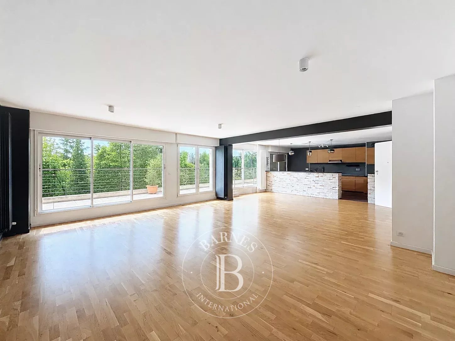 Apartment Levallois-Perret  -  ref 87172320 (picture 1)