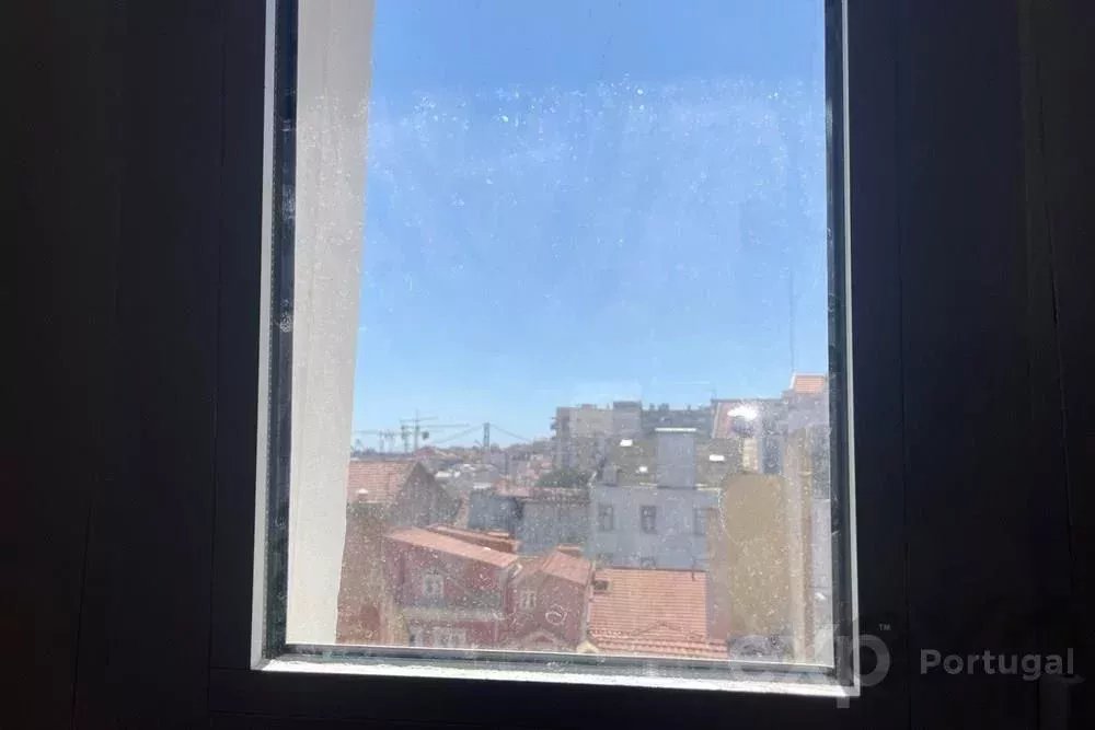 Furnished 2-bedroom apartment in downtown Lisbon 85507002 image 11