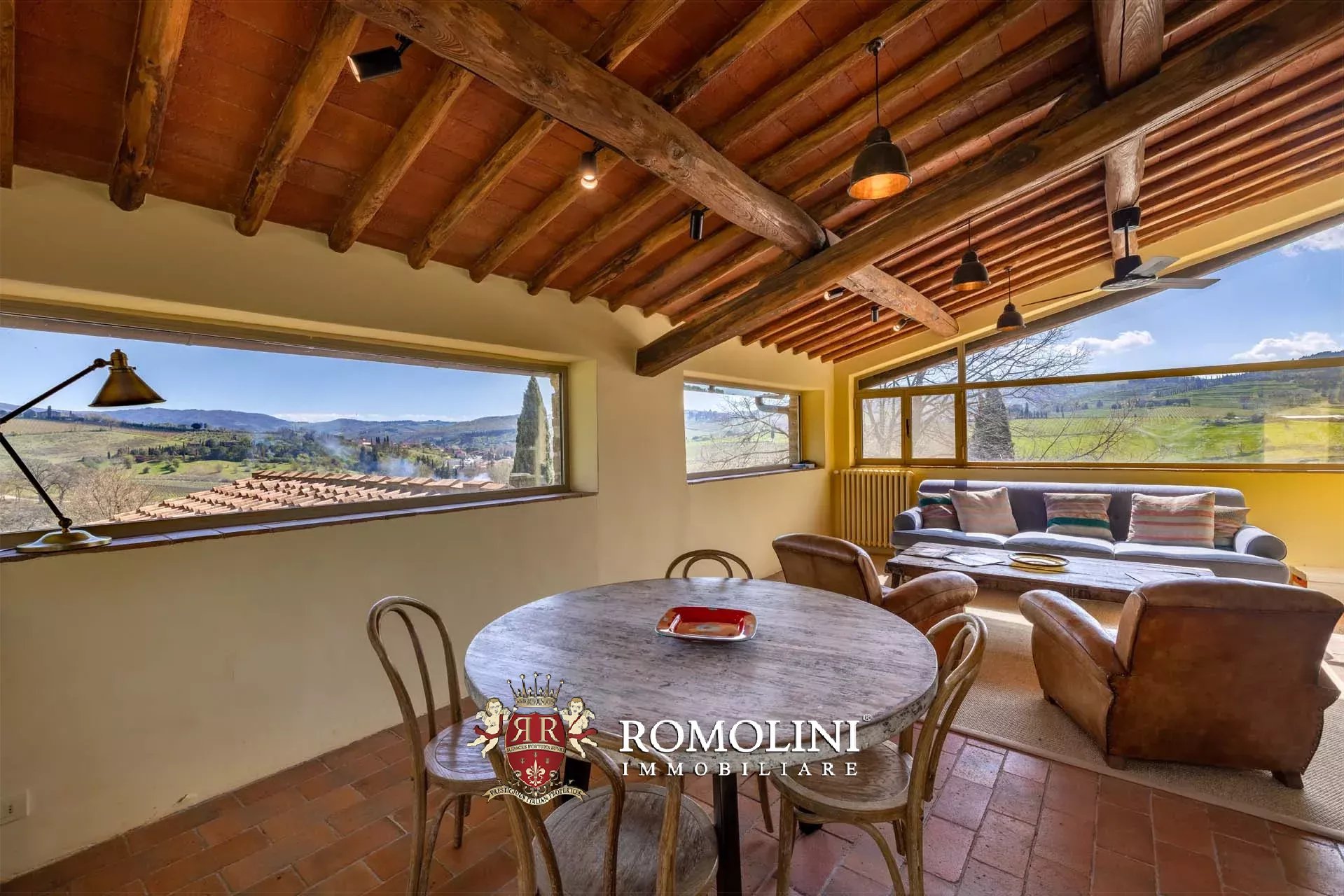5 Bedroom Vineyard's Image 39