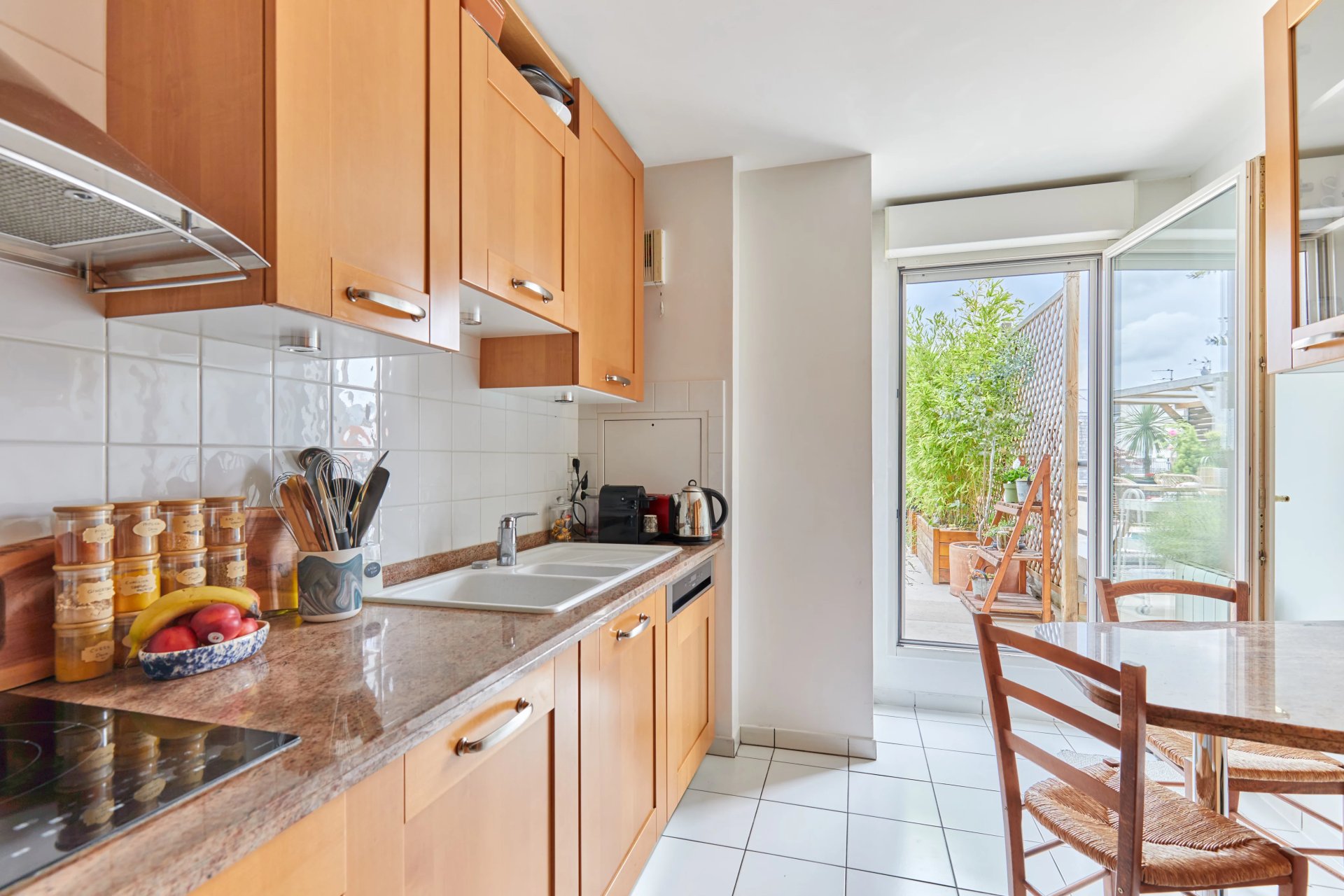 3 Bedroom Apartment/Flat's Image 3