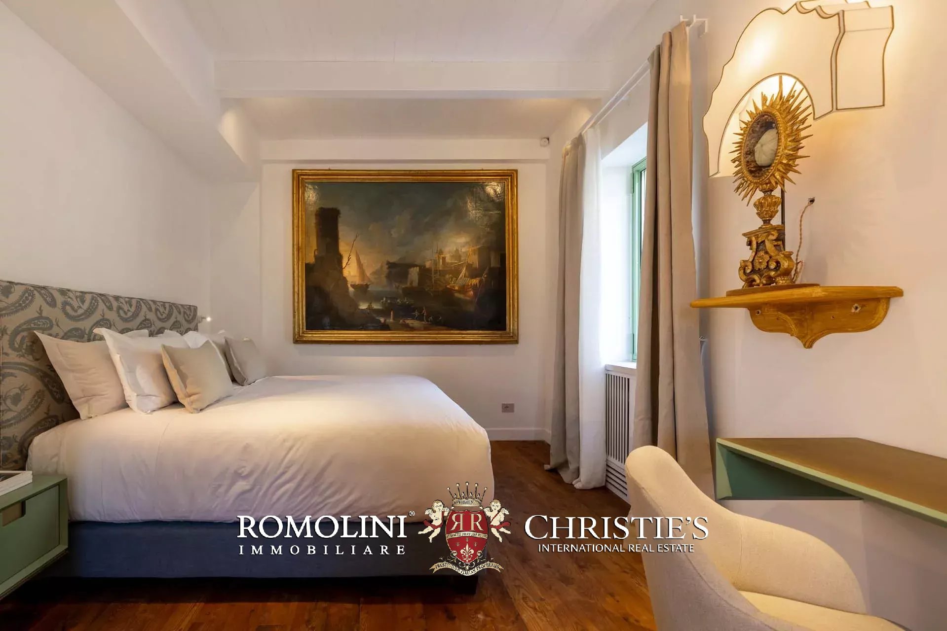 8 Bedroom Villa/Townhouse's Image 132