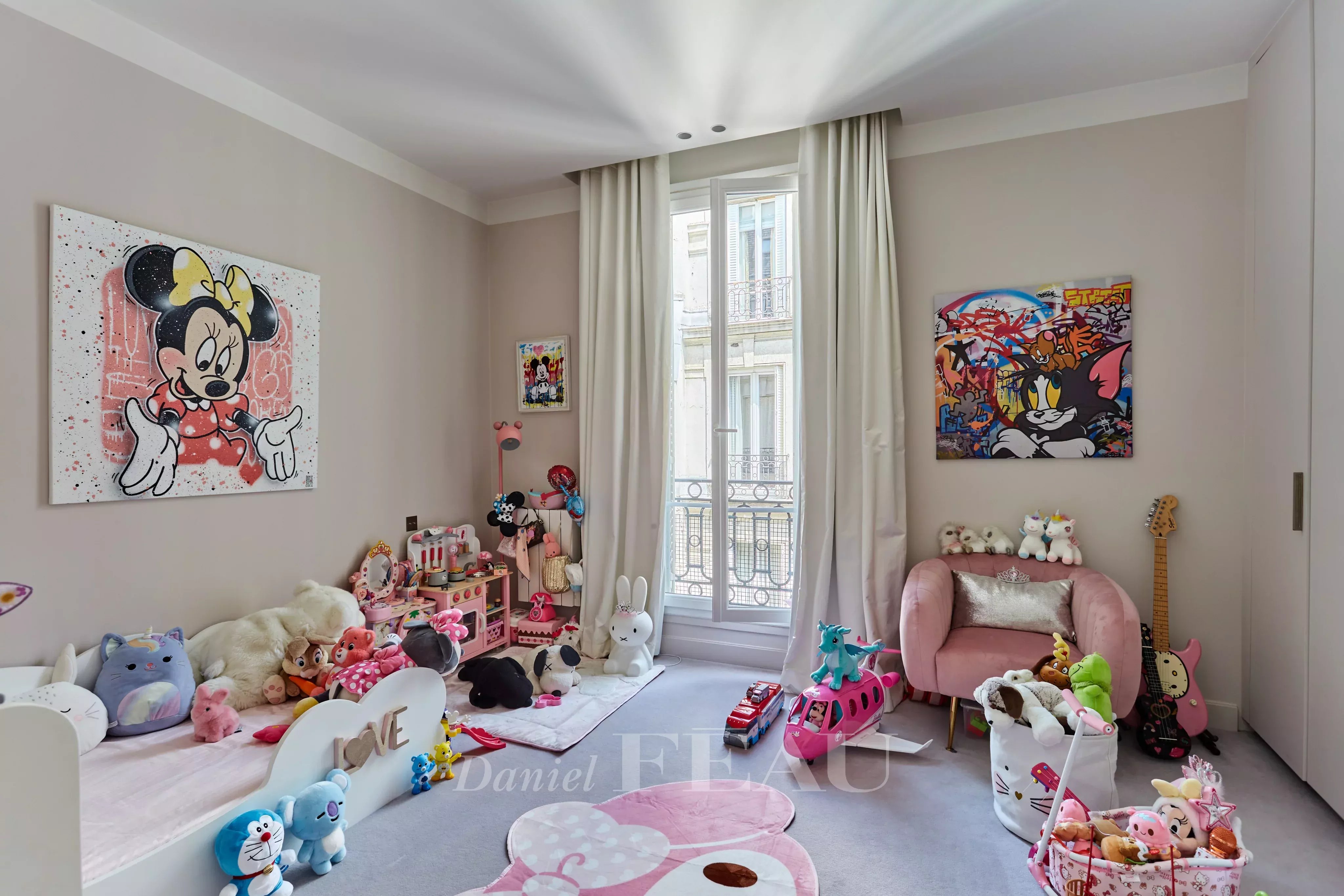 Sale Apartment Paris 16th