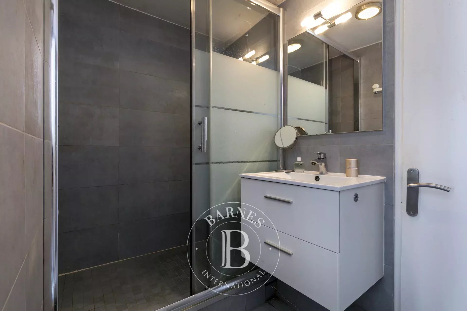 Daire Paris 1er - picture 8