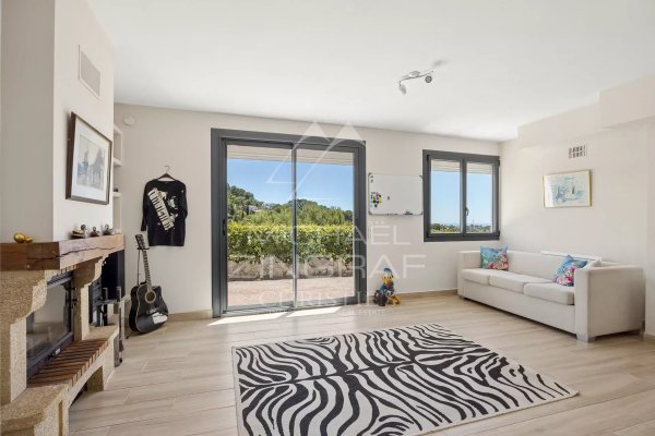 Near Nice – Colomars – Stunning character property with exceptional panoramic views — photo 7