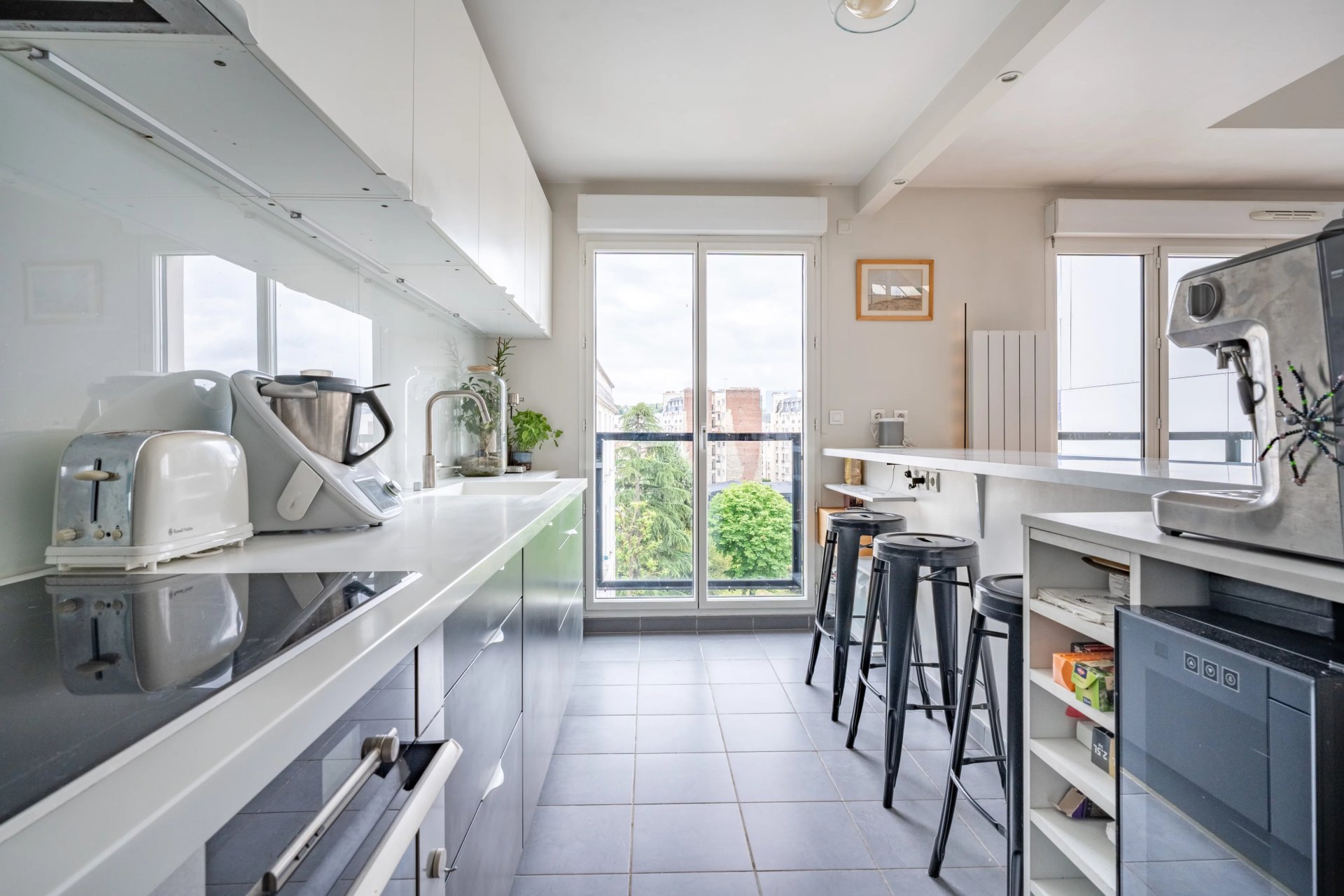 3 Bedroom Apartment/Flat's Image 3