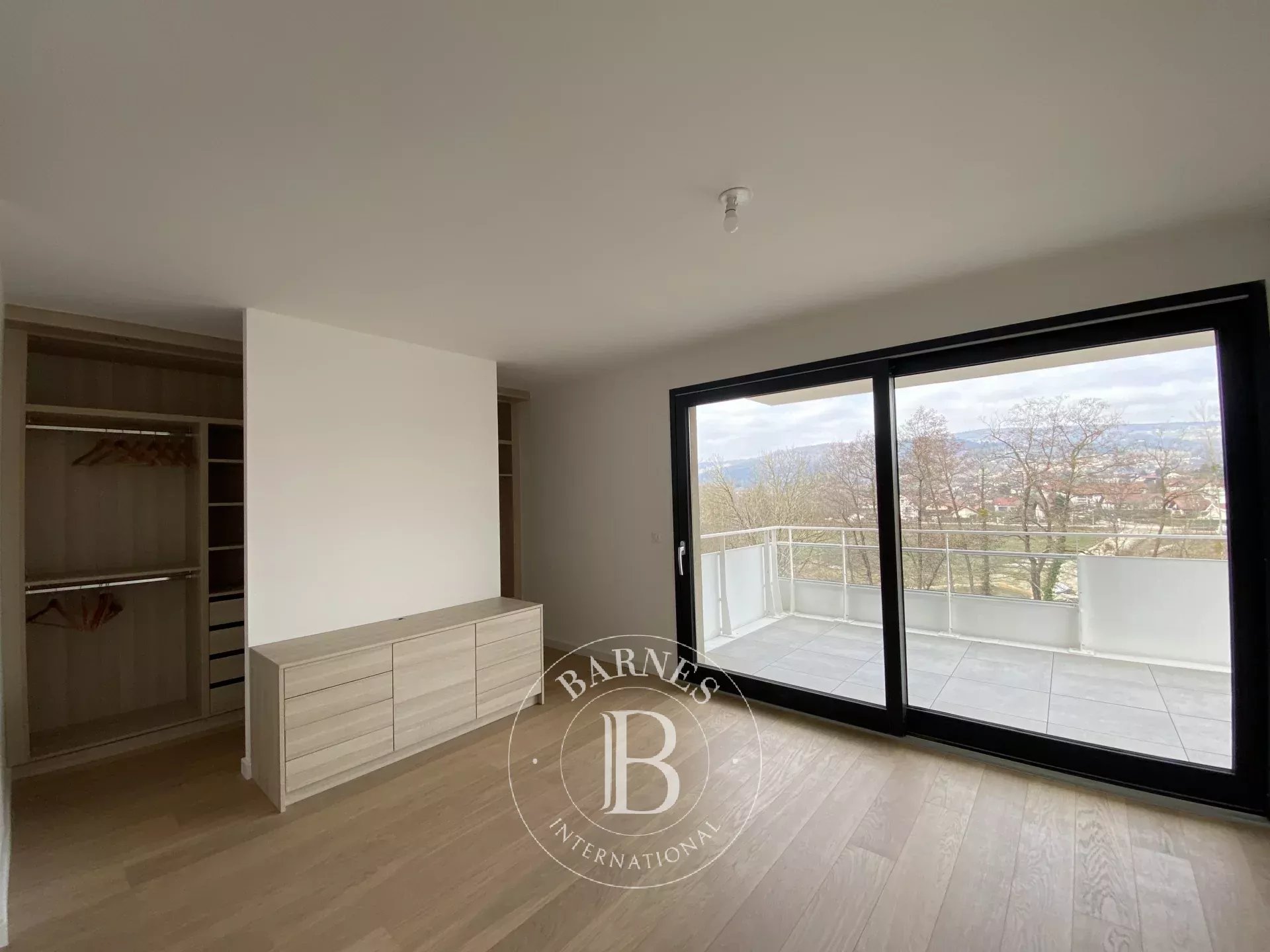 Daire Pringy - picture 4