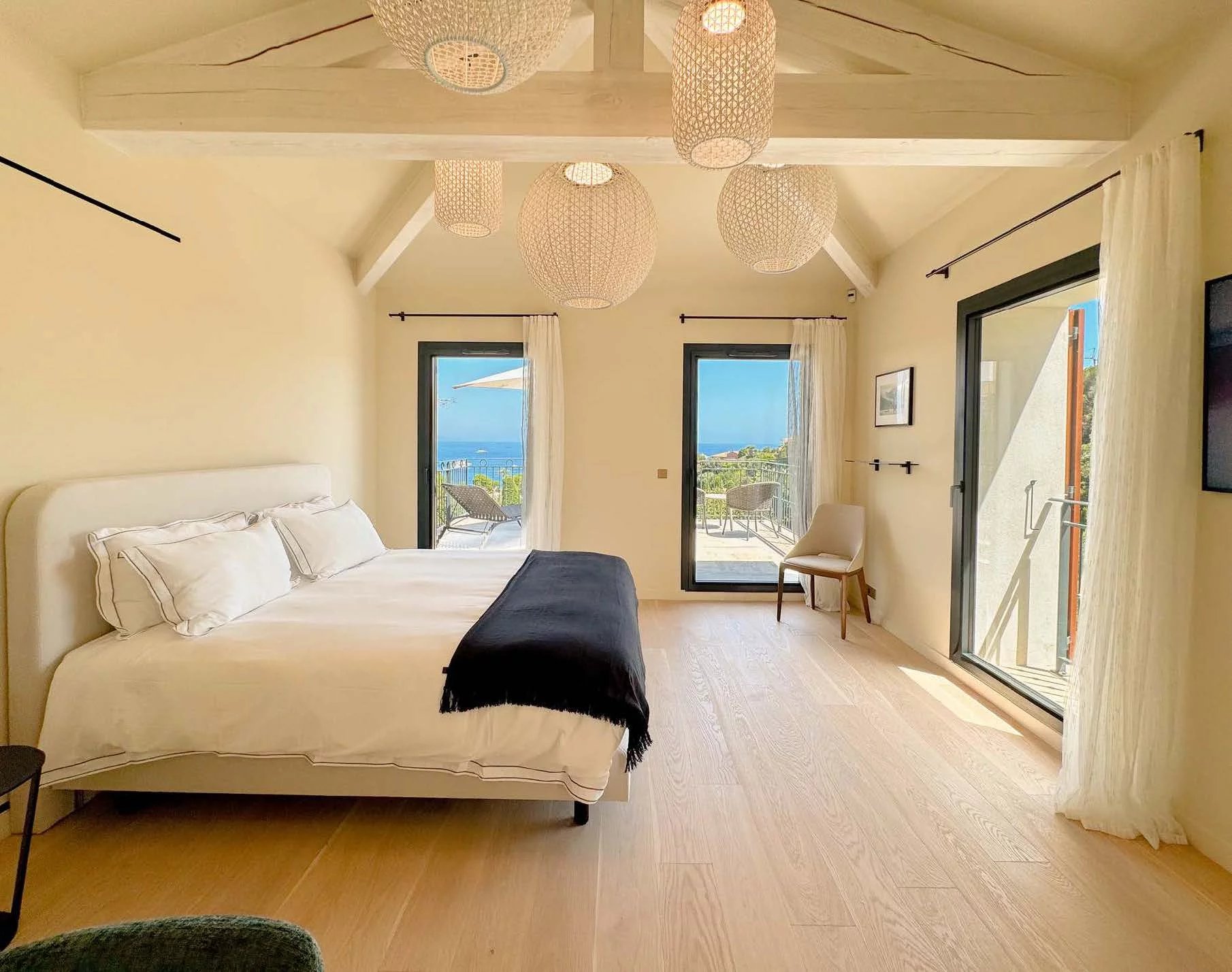 Villa Aurora - Renovated sea-view villa with heated pool