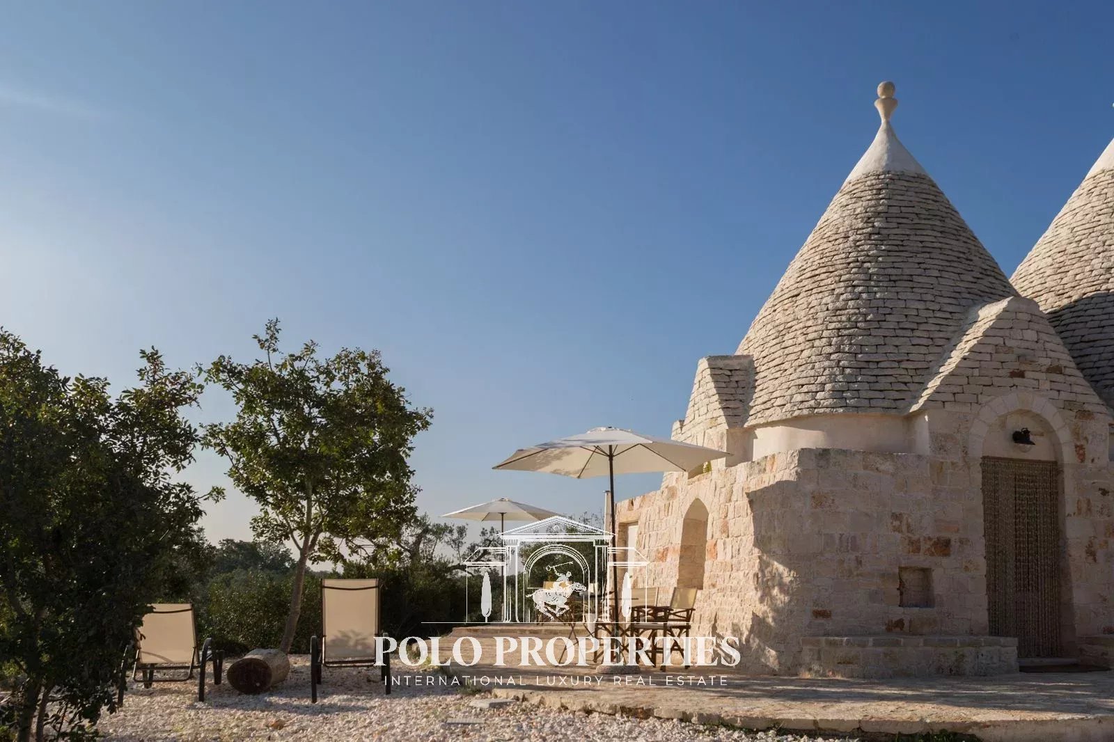 COMPLEXE DE TRULLI