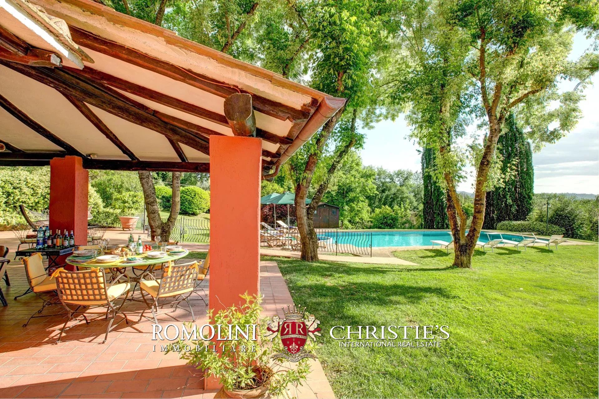 5 Bedroom Villa/Townhouse's Image 10