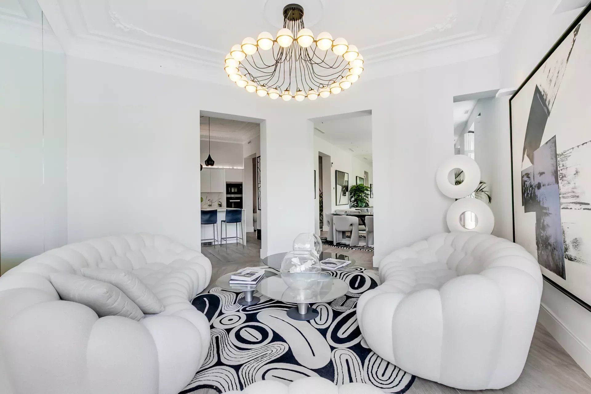 Madrid – Recoletos – Luxury corner apartment with 4 bedrooms and bay window overlooking Retiro