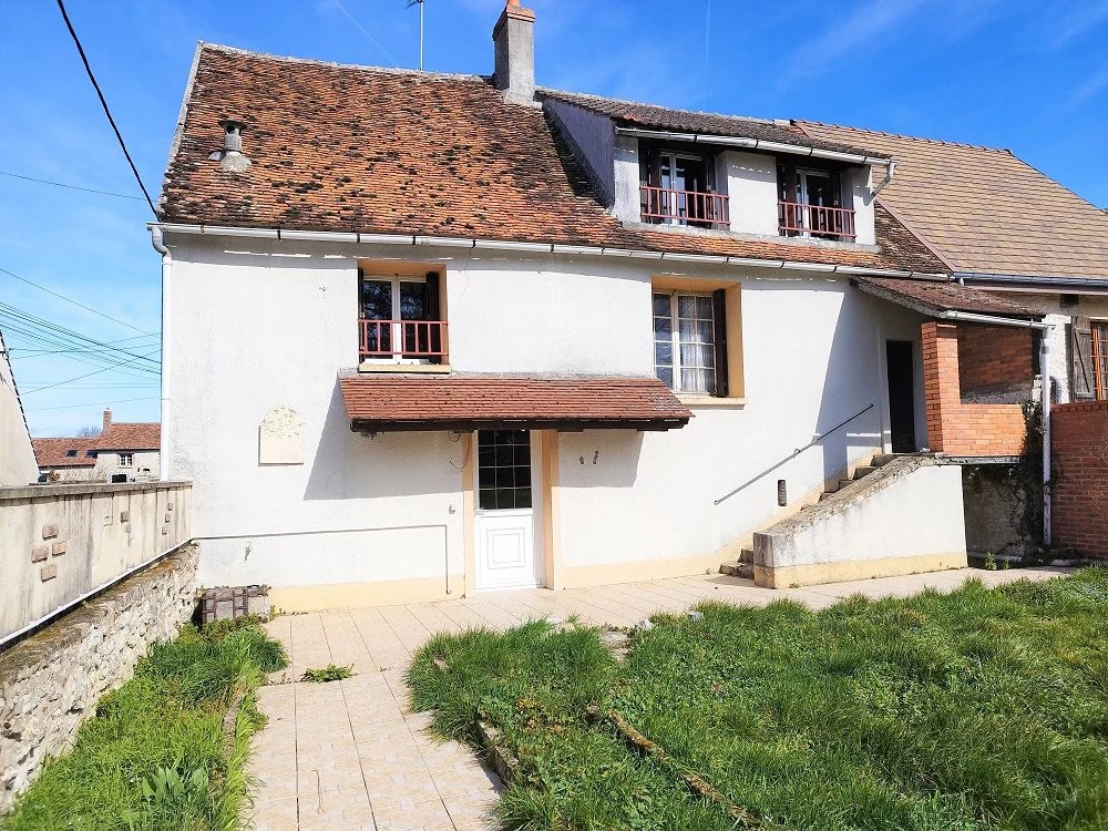 Maison 6 pièces avec terrain, proche de Beaune.