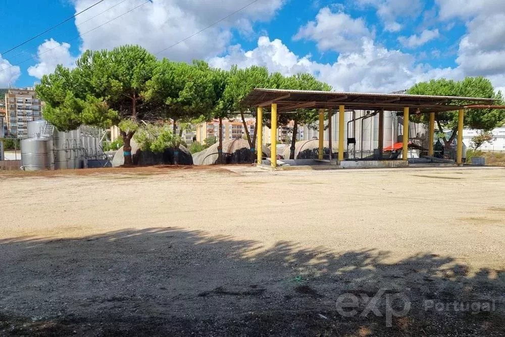 Unique Opportunity Land for Construction Housing, Commerce Services, Hotel in the Center of Arruda dos Vinhos ARU 85506357 image 2