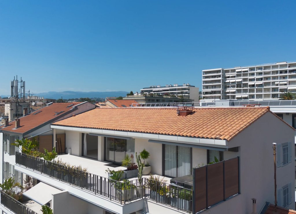 Apartment for sale in Cannes — Cannes Californie – Luxury Penthouse with Private Jacuzzi