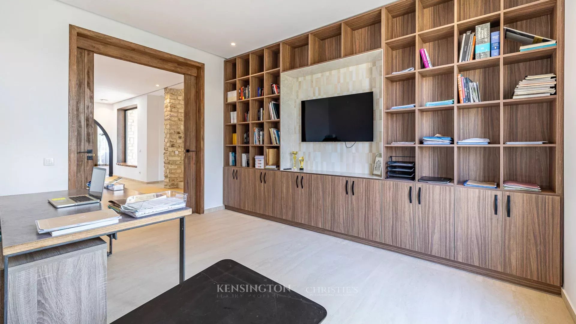 5 Bedroom Villa/Townhouse's Image 19