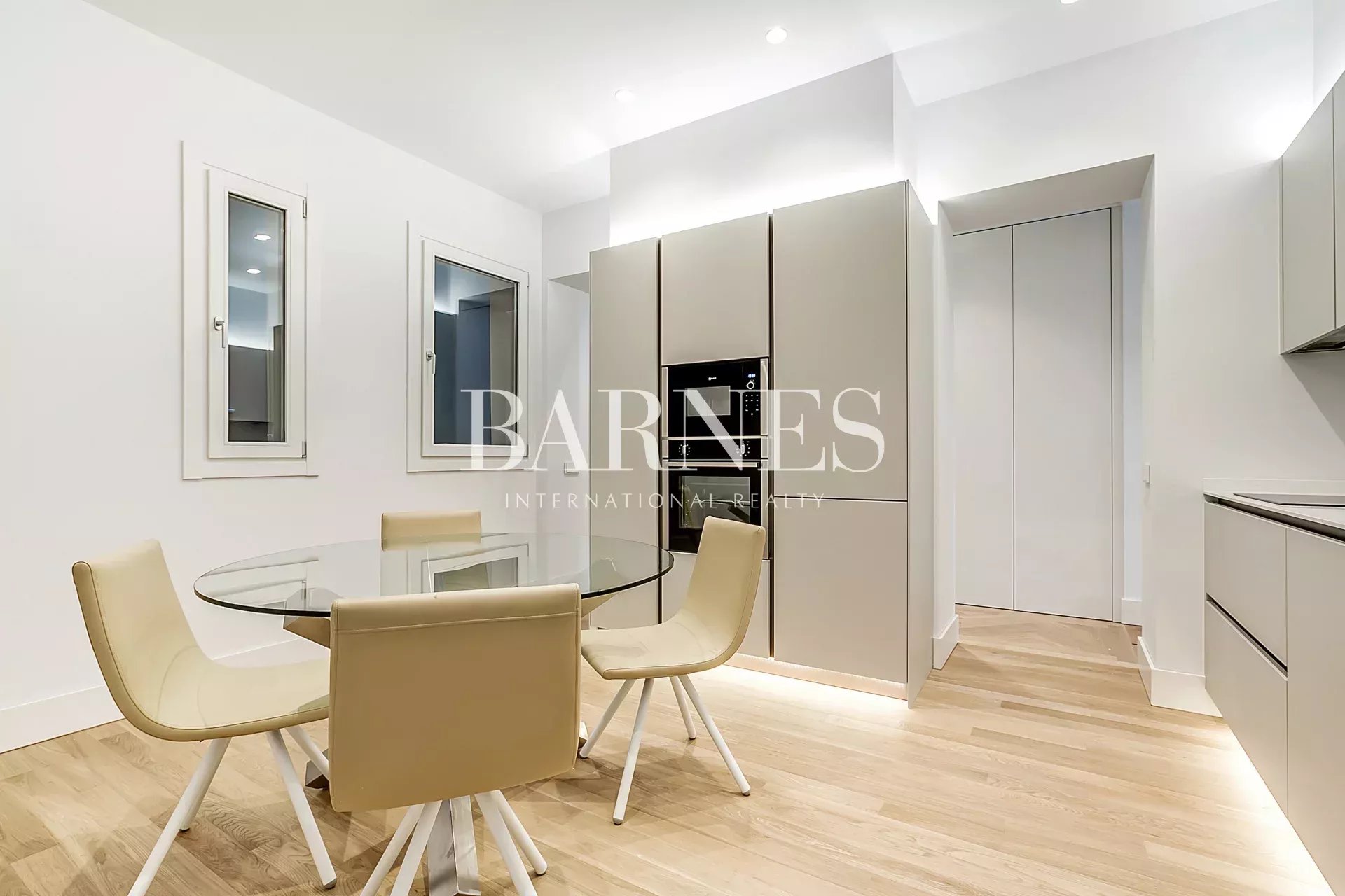 Daire Madrid - picture 14