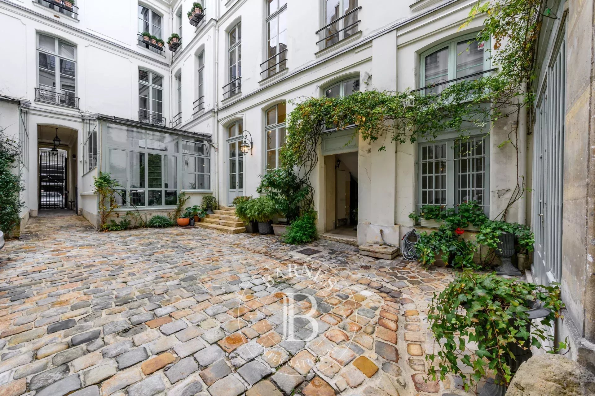 Daire Paris 3ème - picture 15