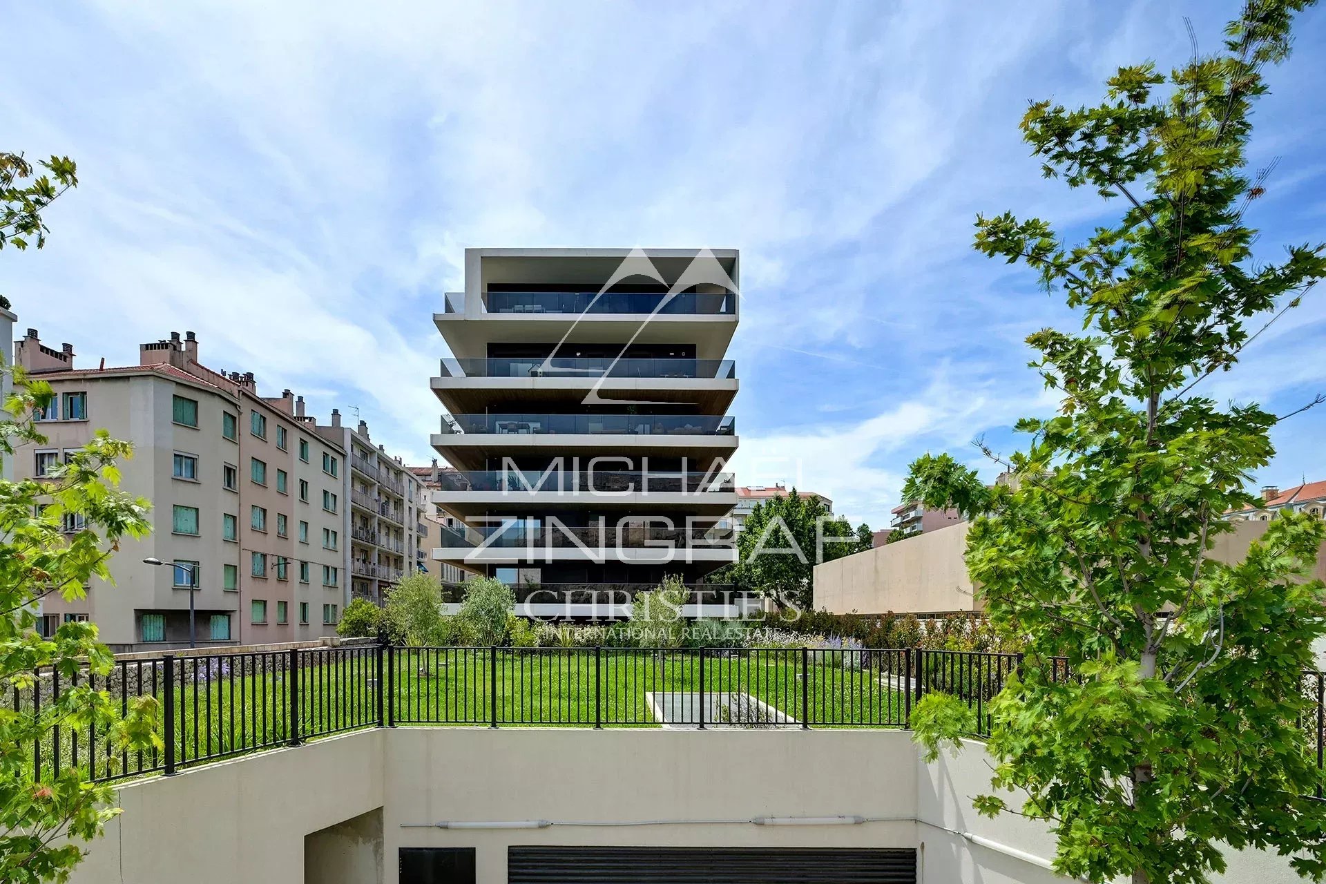 2 Bedroom Apartment/Flat's Image 11