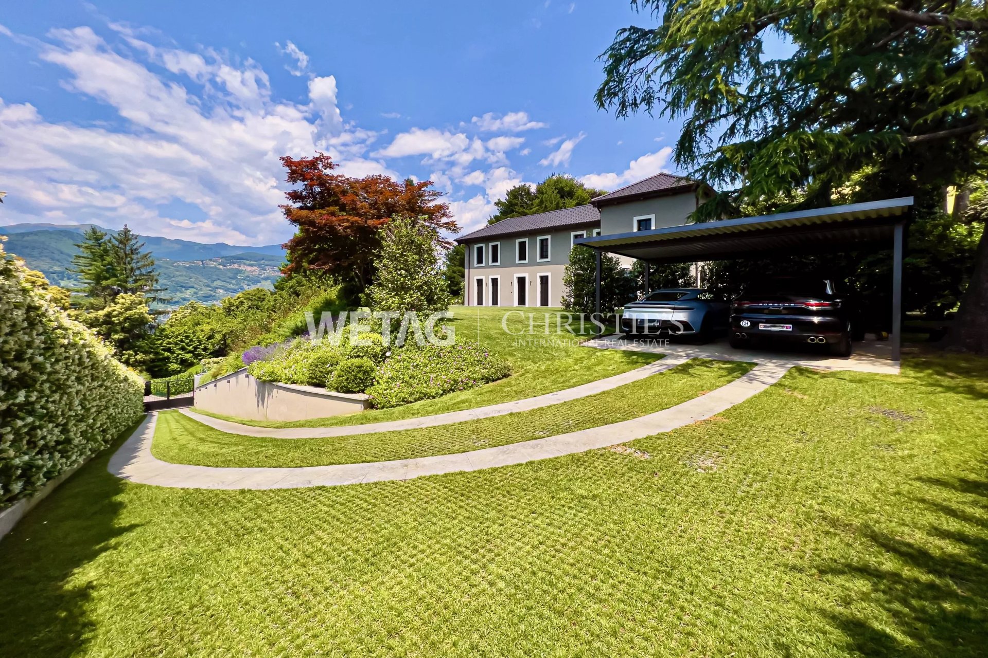 4 Bedroom Villa/Townhouse's Image 10