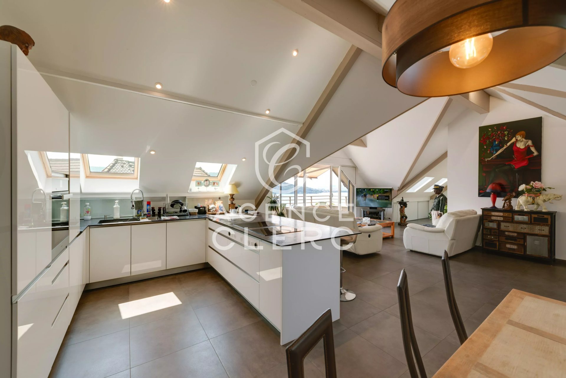 3 Bedroom Apartment/Flat's Image 3