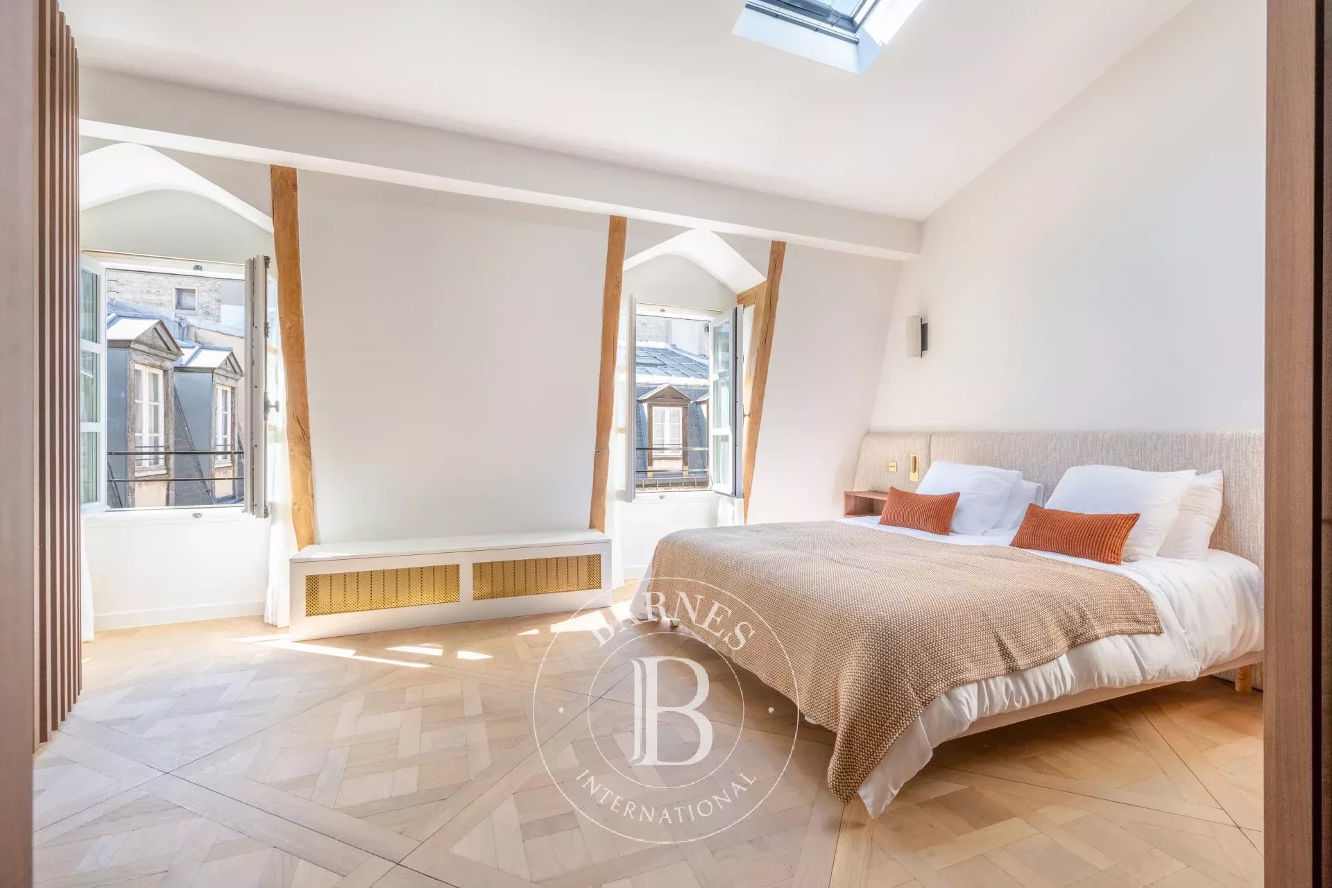 Daire Paris 4ème - picture 11