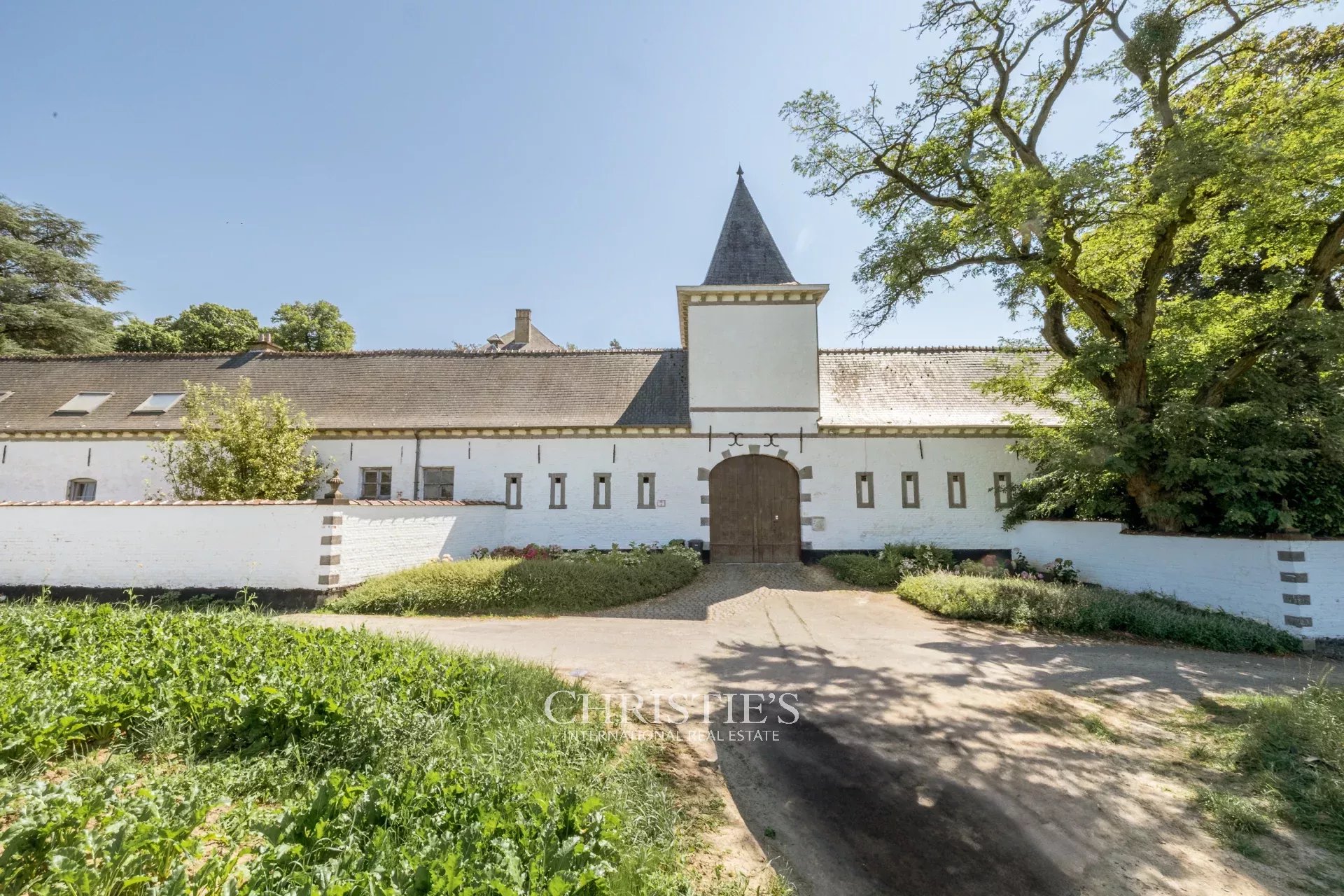 Elegante historische villa, genesteld in een park van bijna 2ha