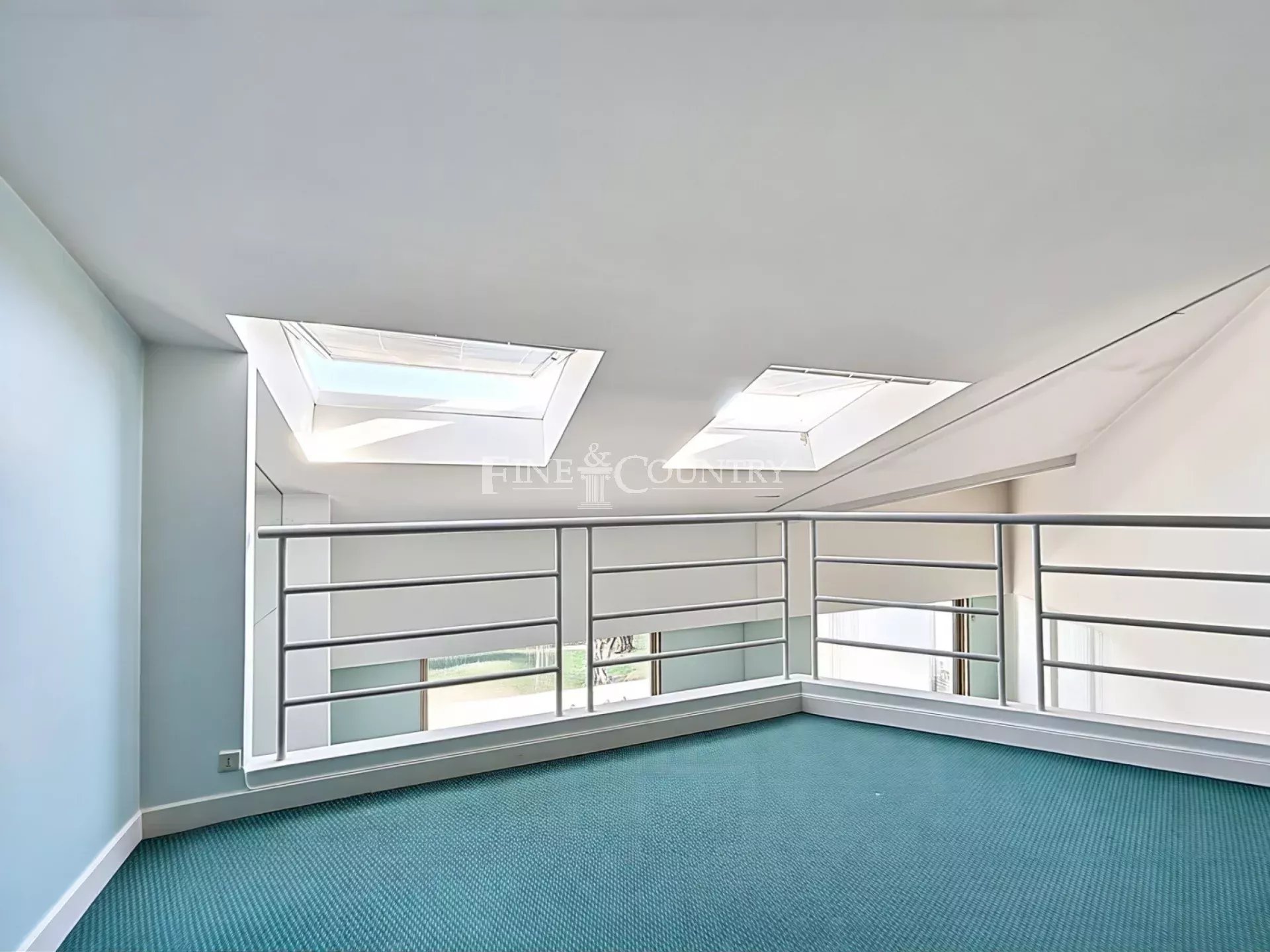 Photo of Apartment 3 bedrooms for sale with terrasse