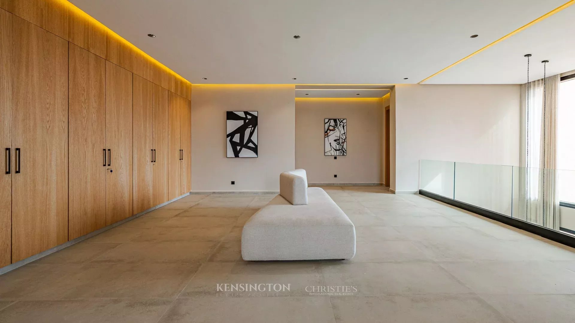 4 Bedroom Villa/Townhouse's Image 39