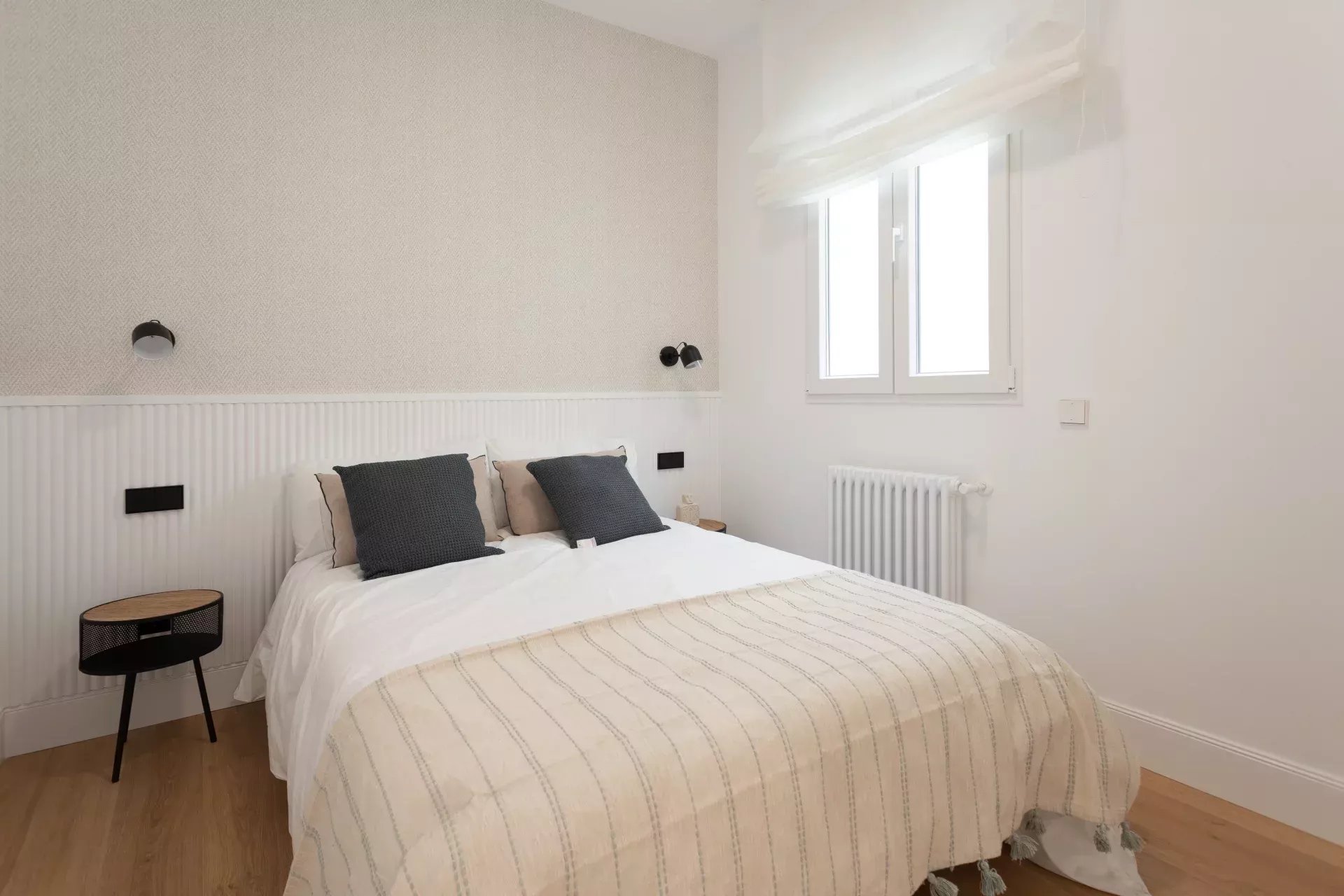 Brand new refurbished flat for sale in Chamberí - picture 29