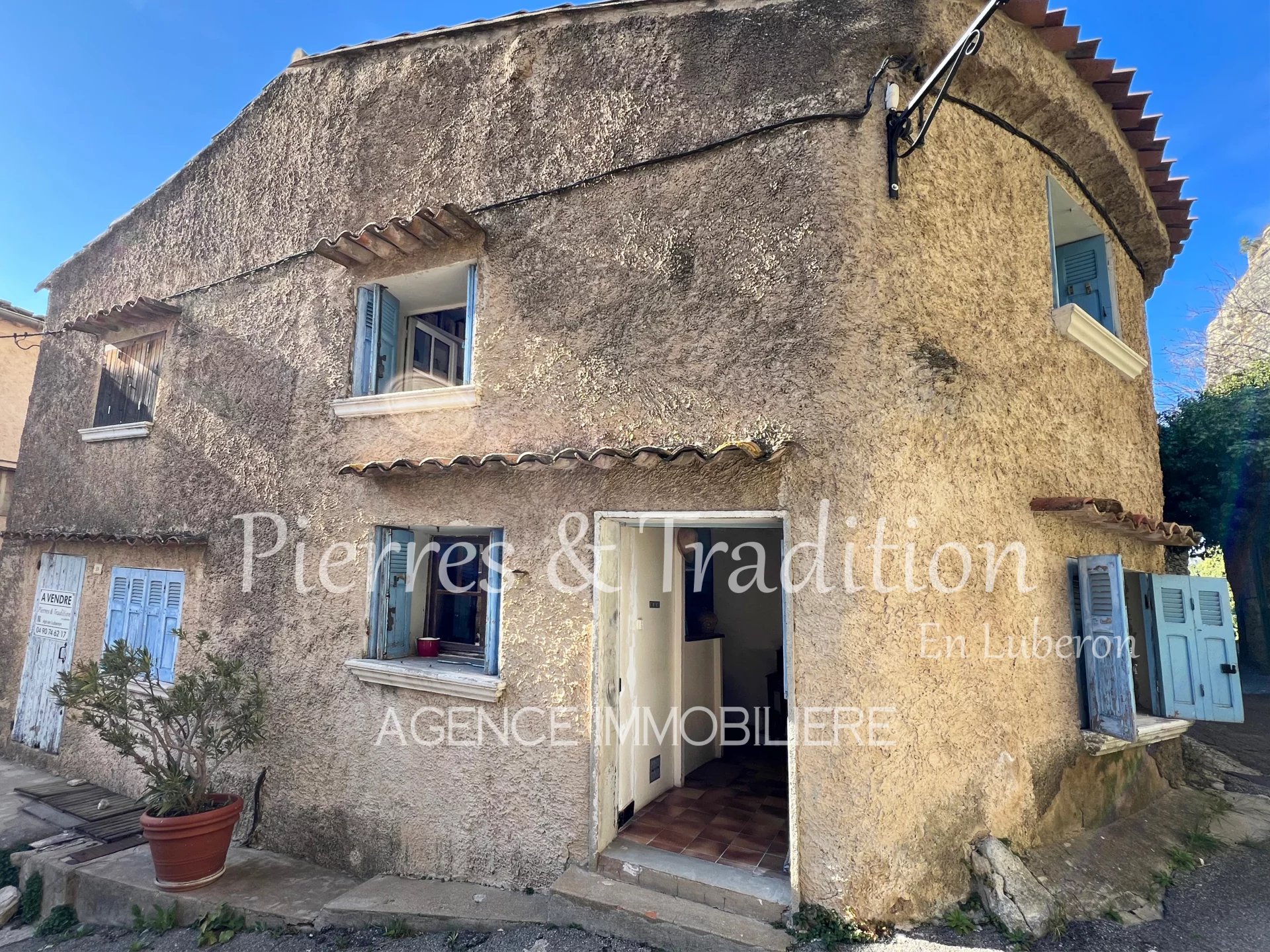 Agence immobilière de Pierres et Tradition en Luberon Apt