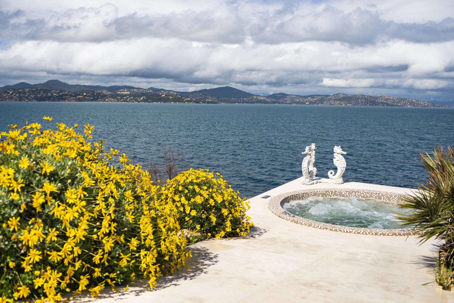 Exclusive seaside retreat in Parcs de Saint-Tropez