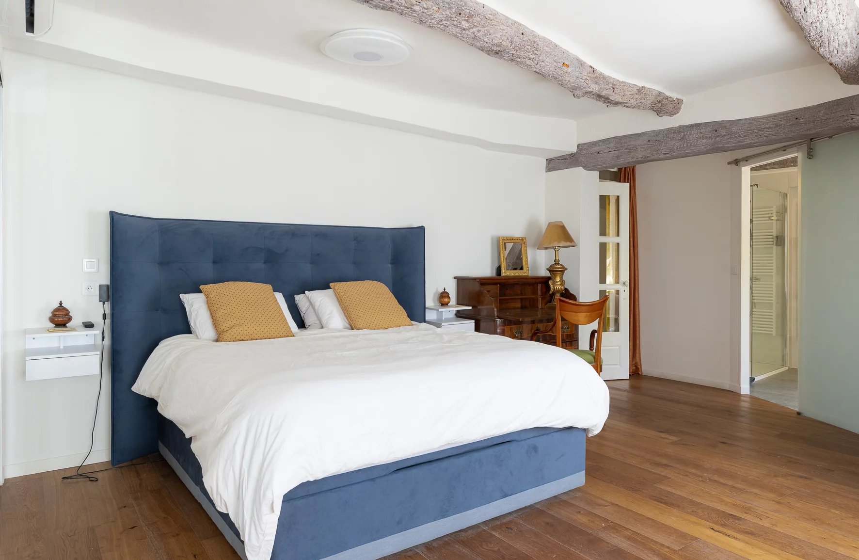 Magnificent 14th century property with pool  - Callian