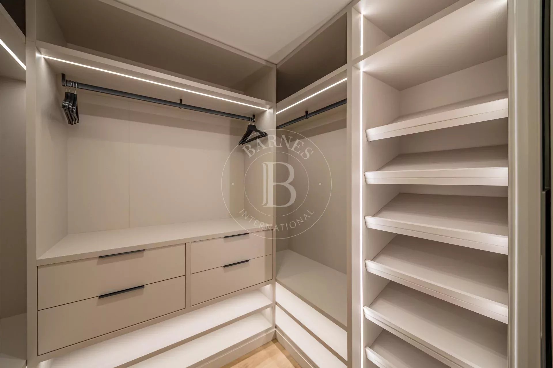 Daire Madrid - picture 14