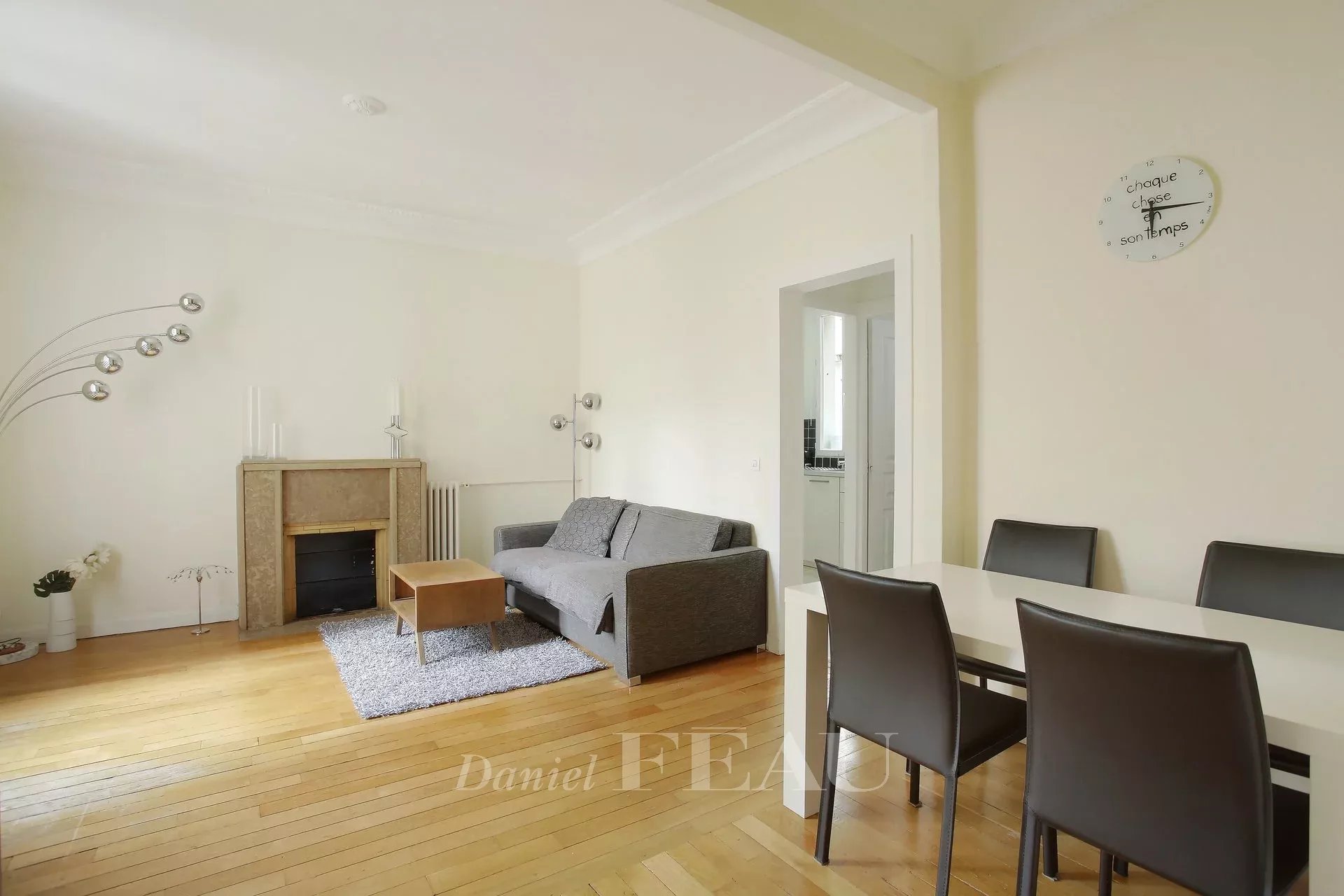 Dining room Wooden floor