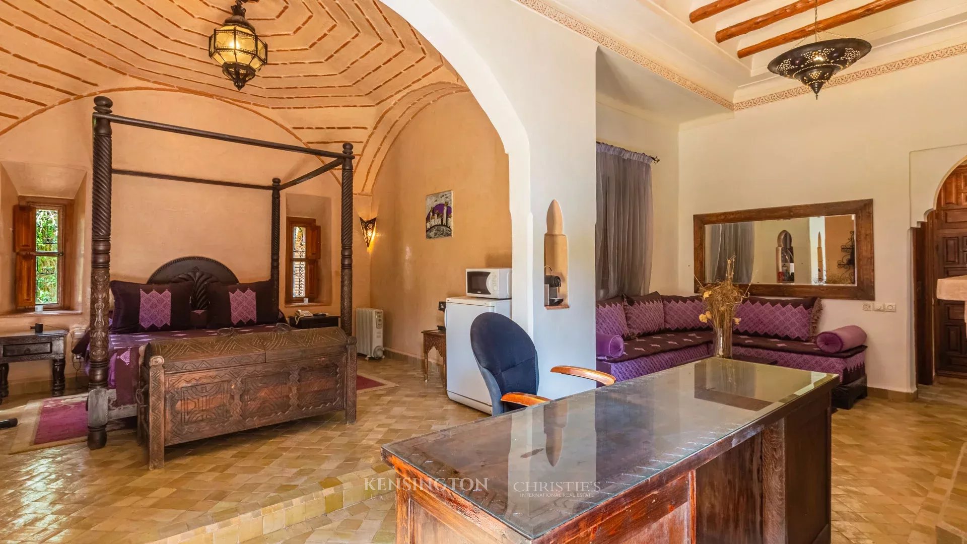 10 Bedroom Villa/Townhouse's Image 25