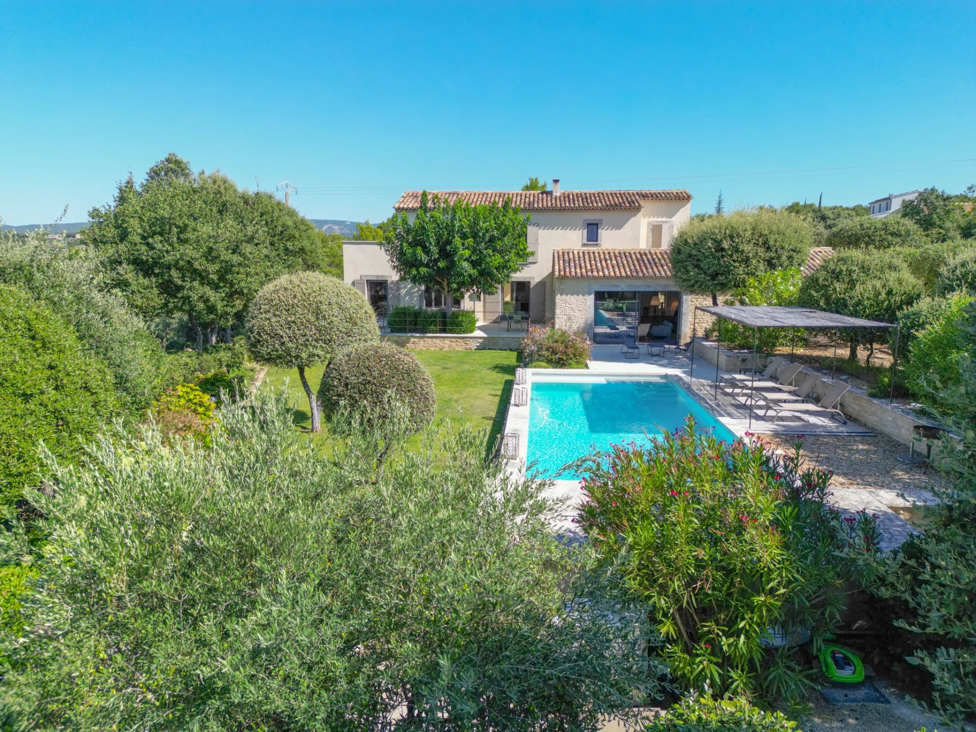 Gordes - Magnifique maison provençale avec vue panoramique et piscine
