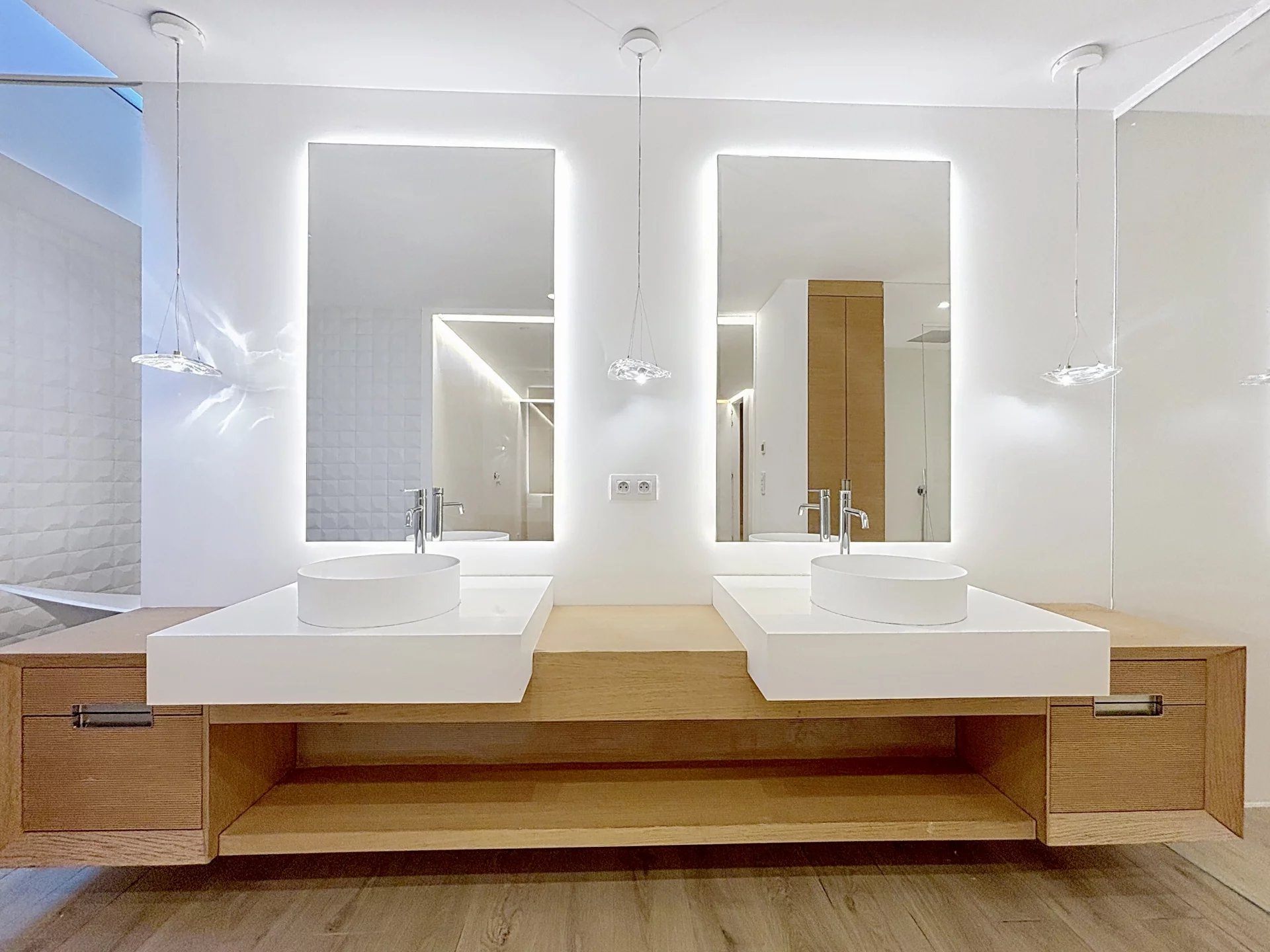 Maison neuve, terrasse et rooftop plein sud