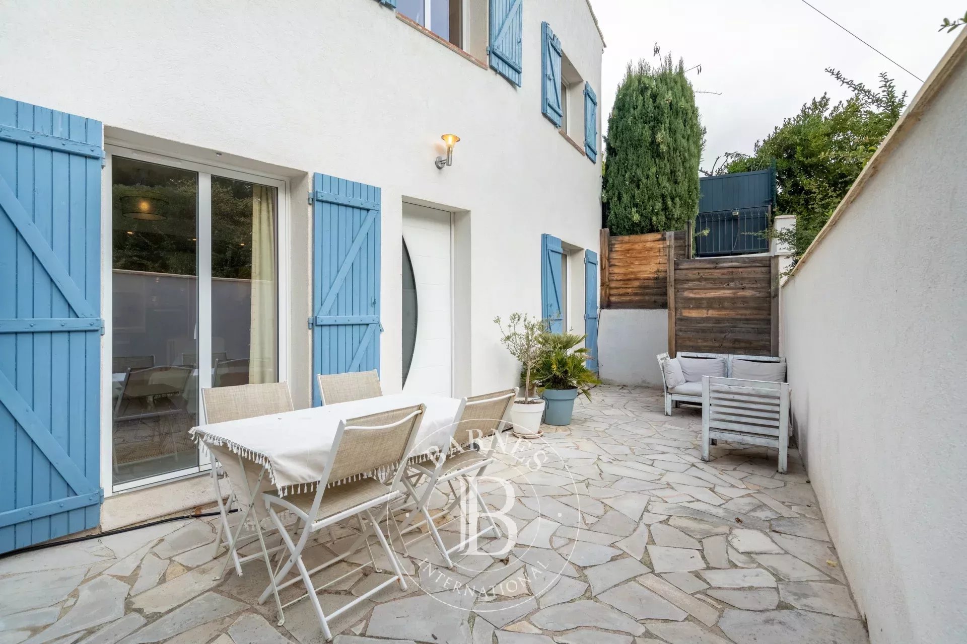 Ev Cassis - picture 15