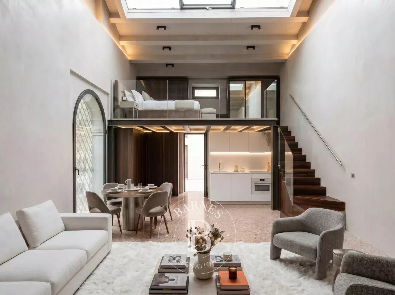 Venice, Dorsoduro: House-Studio with Private Courtyard and Views of the Gardens